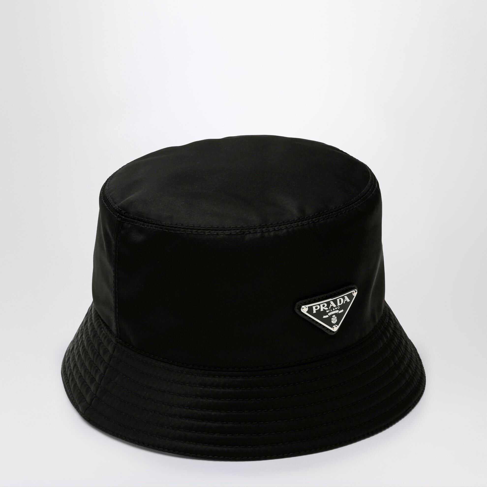1FF0918-219 [PRADA] Re-Nylon 漁夫帽 黑色 #1HC1372DMI (EU)