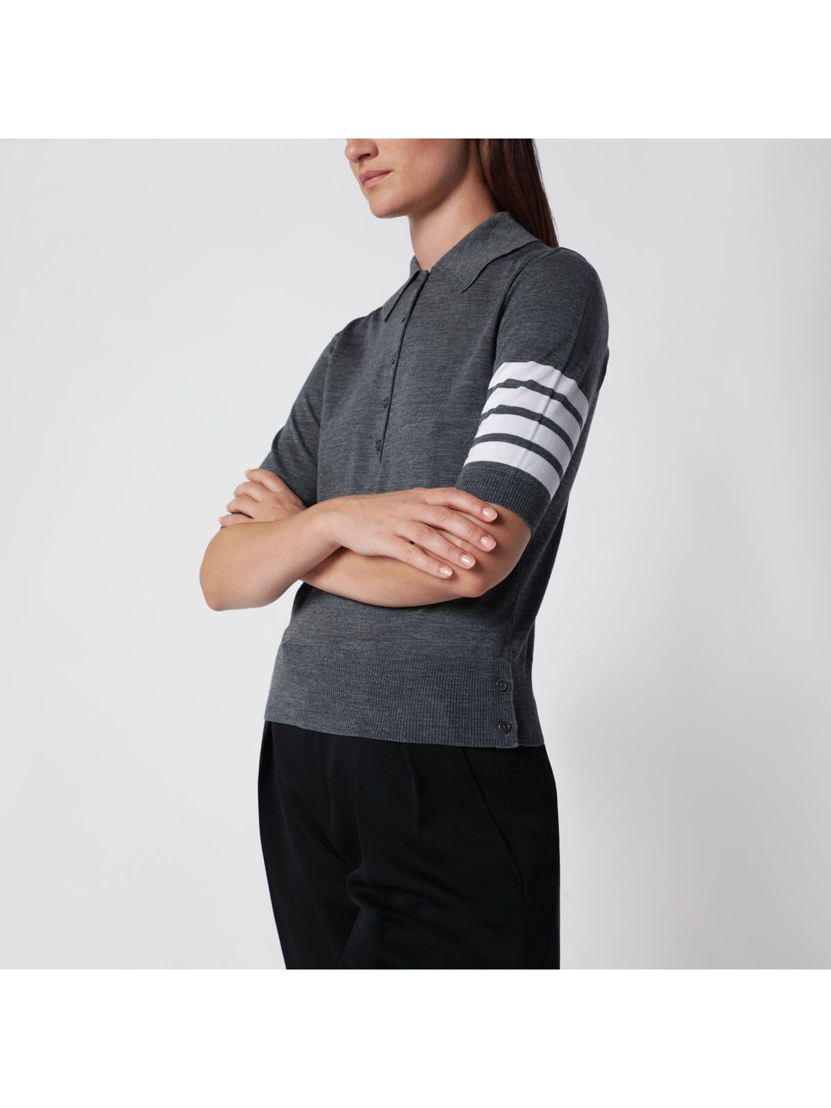 1FF0918-264 [THOM BROWNE] 4-Bar 初剪羊毛長褲 中灰色 #FKP053AY1014 (EU)