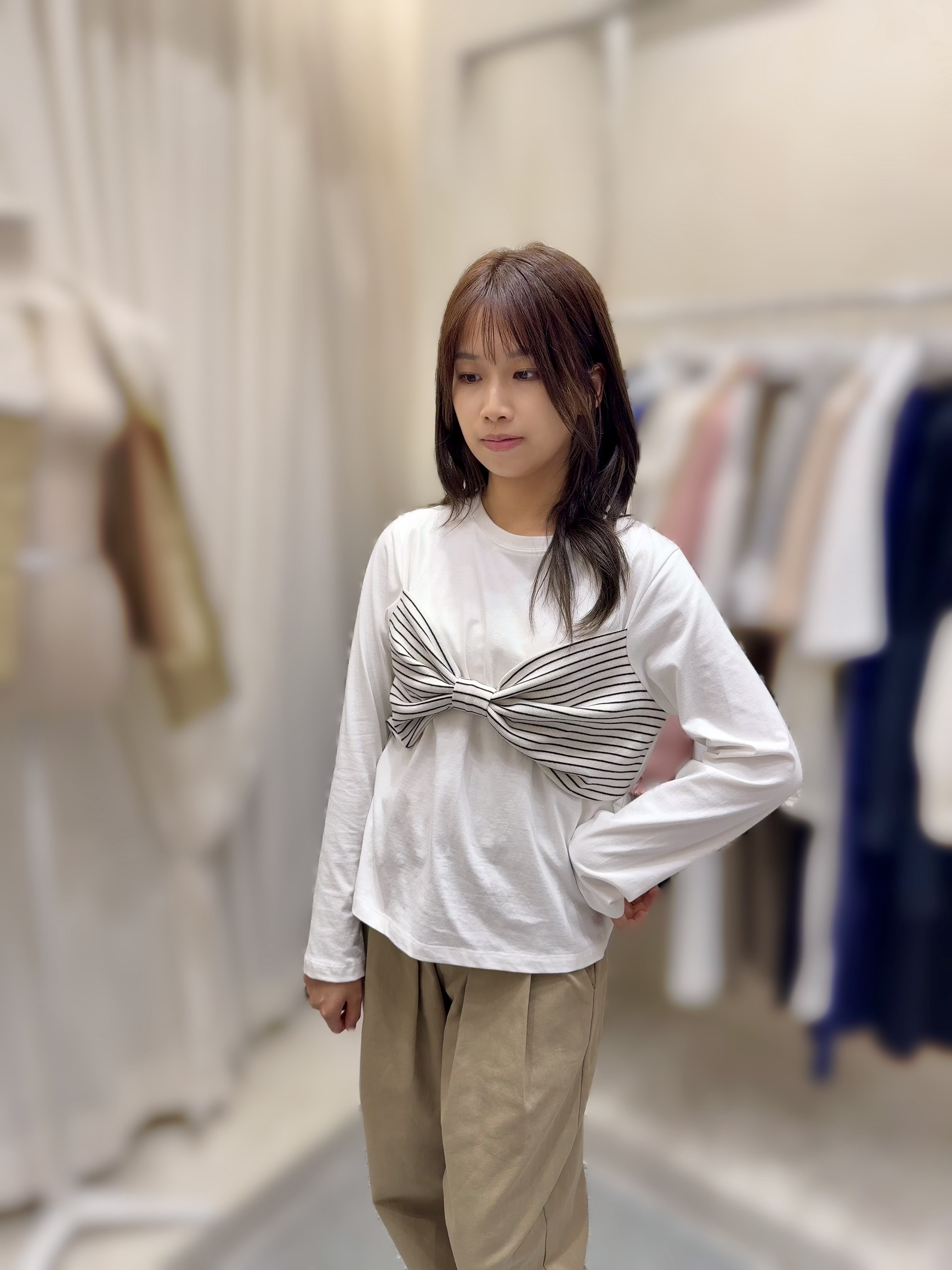 AF03 胸40-48 長22.5 $469