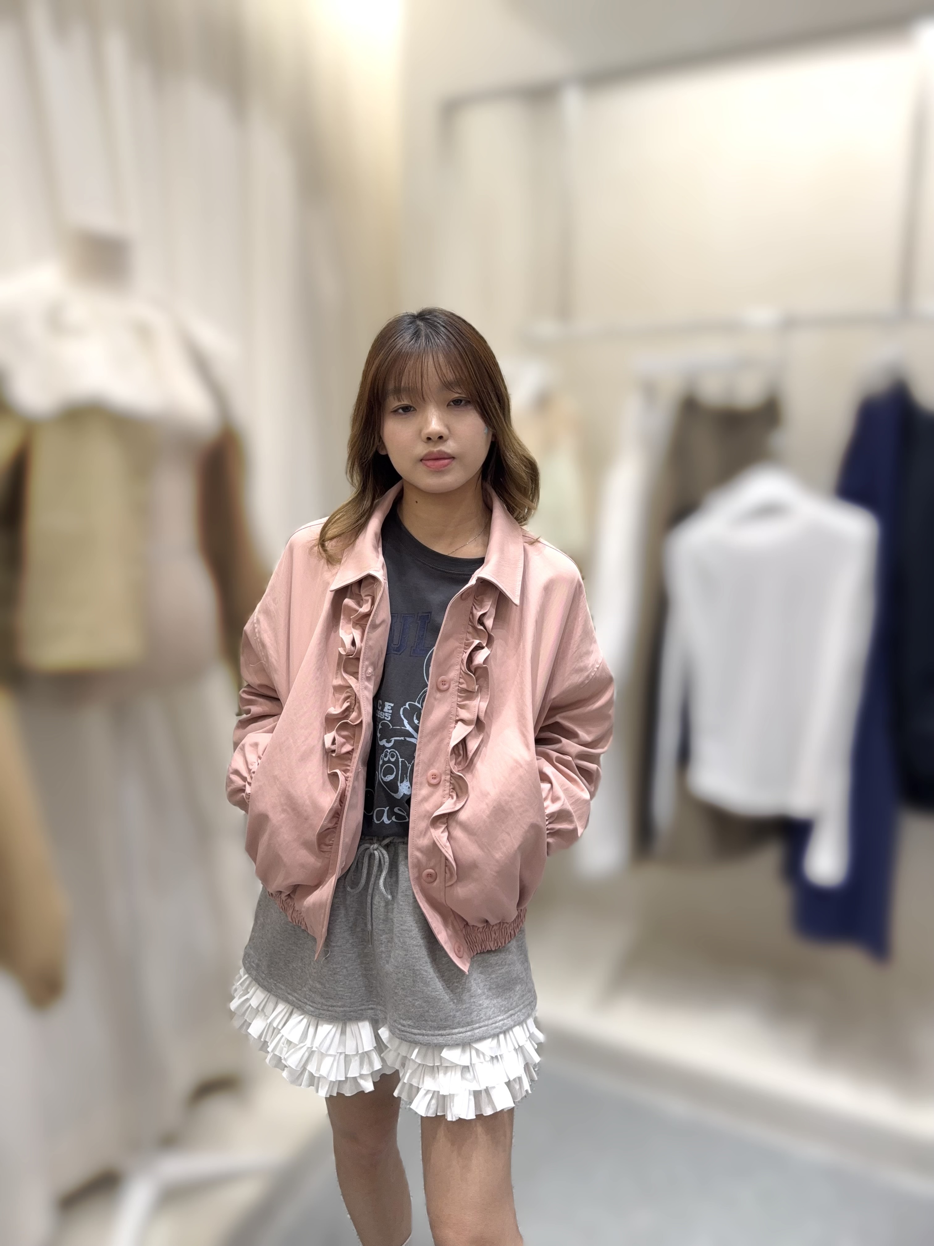 AF29 胸52 長23 $809 校長價
