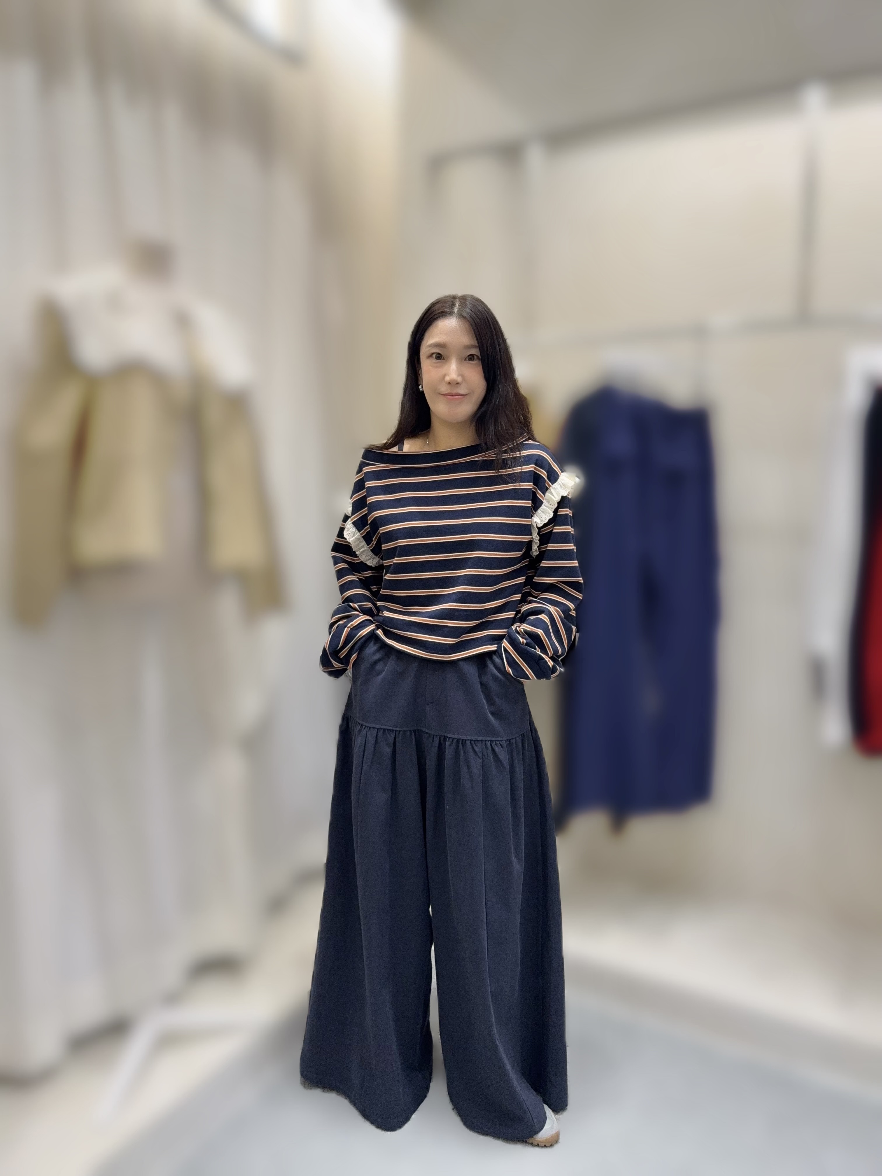 AF21   橡根褲  腰26-34 HIP41 長42 $669