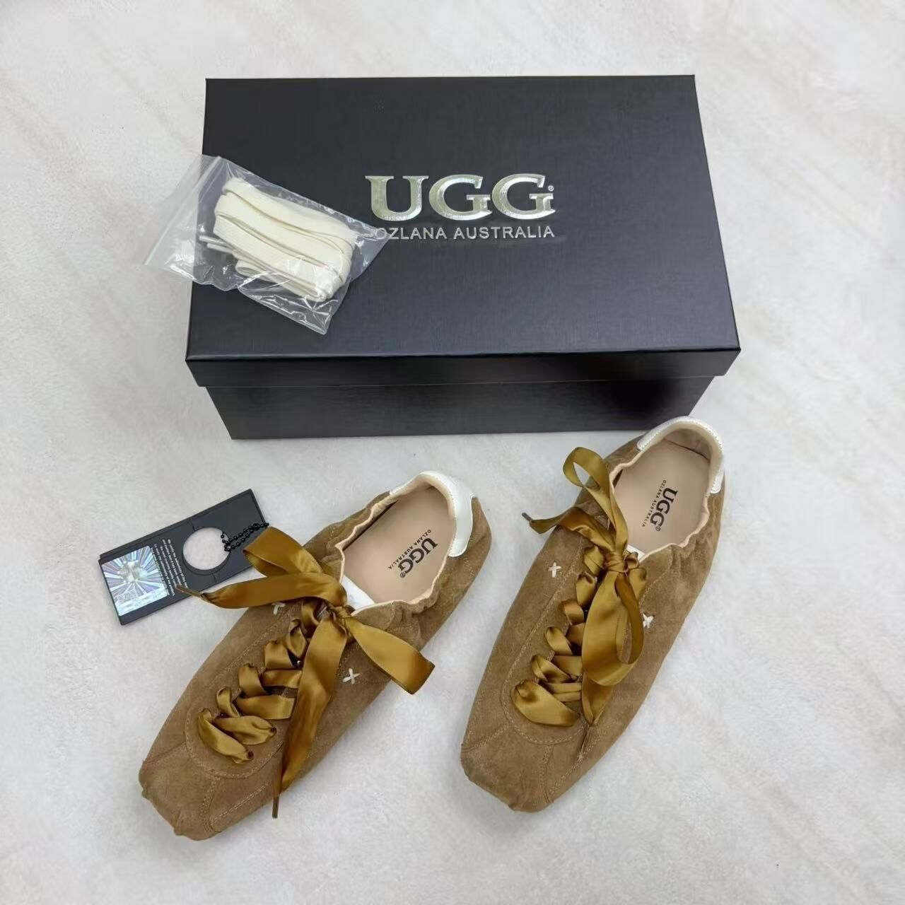 UGG56 -M