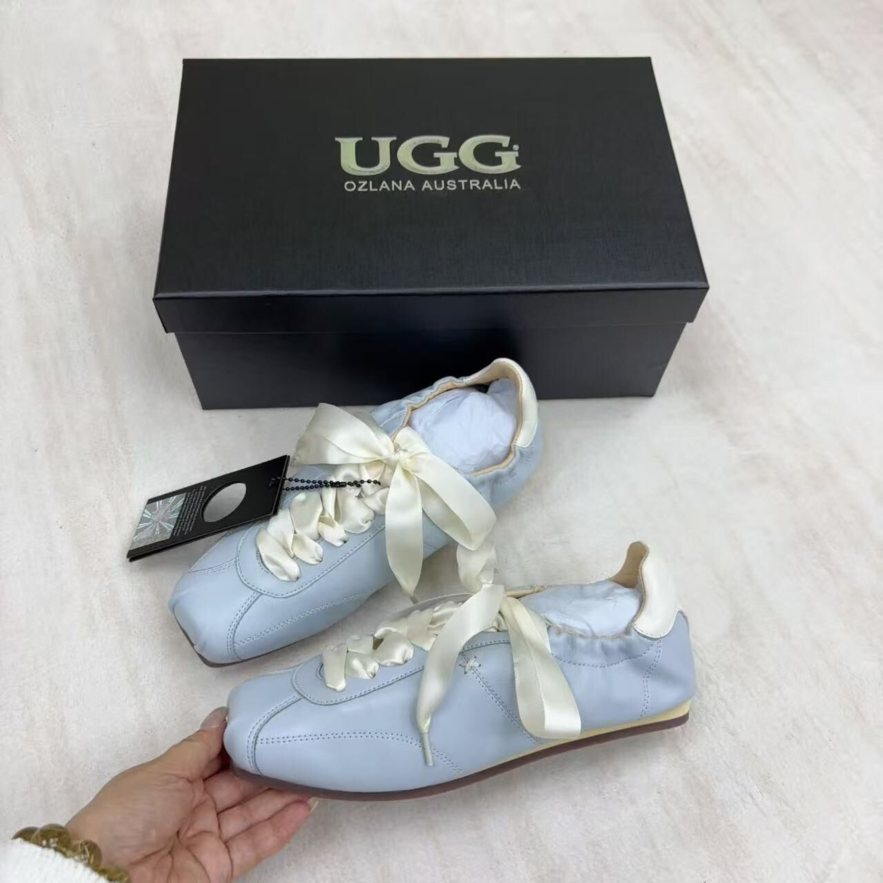 UGG57 -M