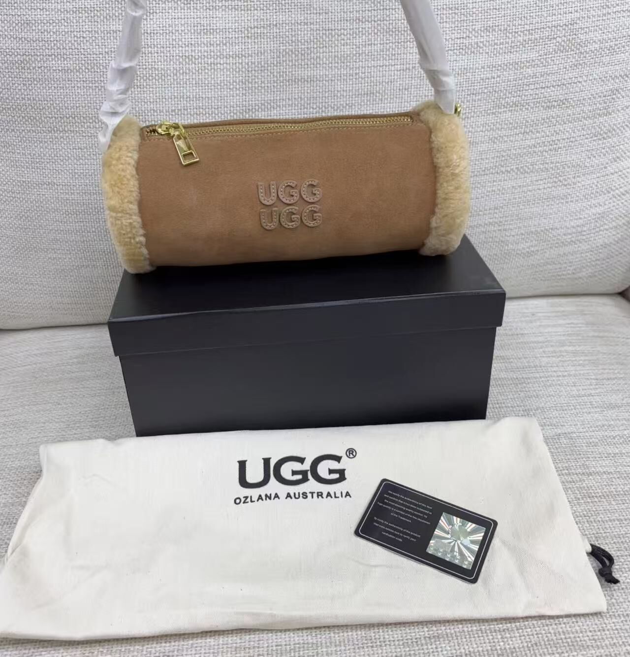 UGG79 -M