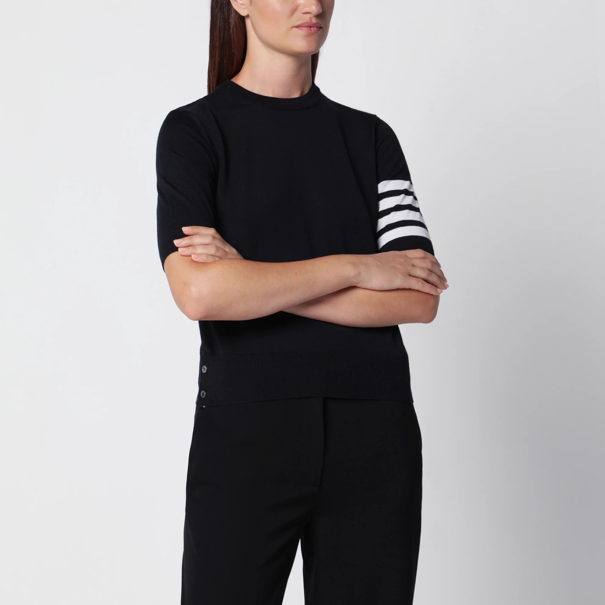 1FF0918-262 [THOM BROWNE] 4-Bar 精紡美麗諾羊毛開襟外套 海軍藍 #FKA471BY1014 (EU)