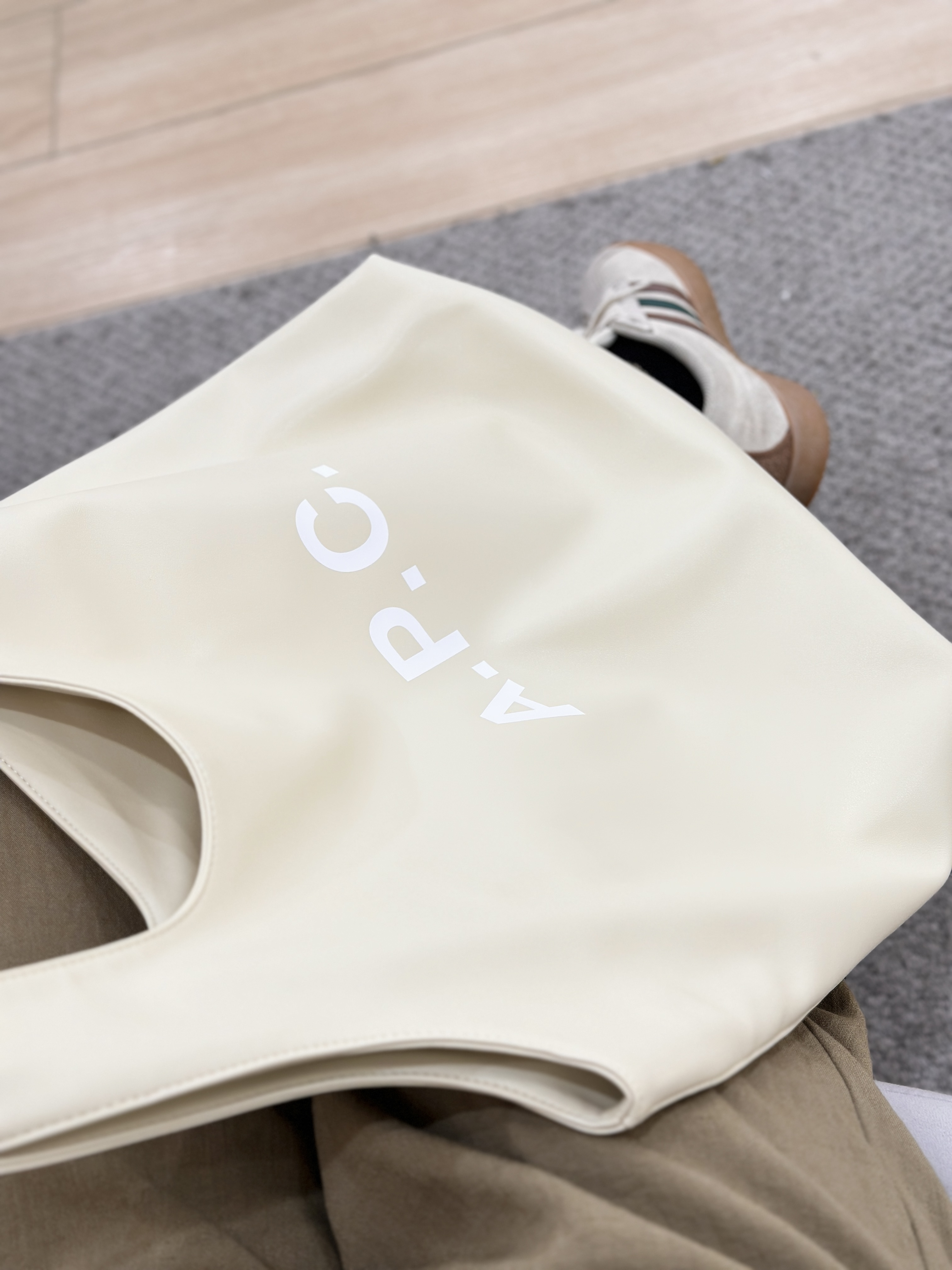 A.P.C. Ninon Large Tote
