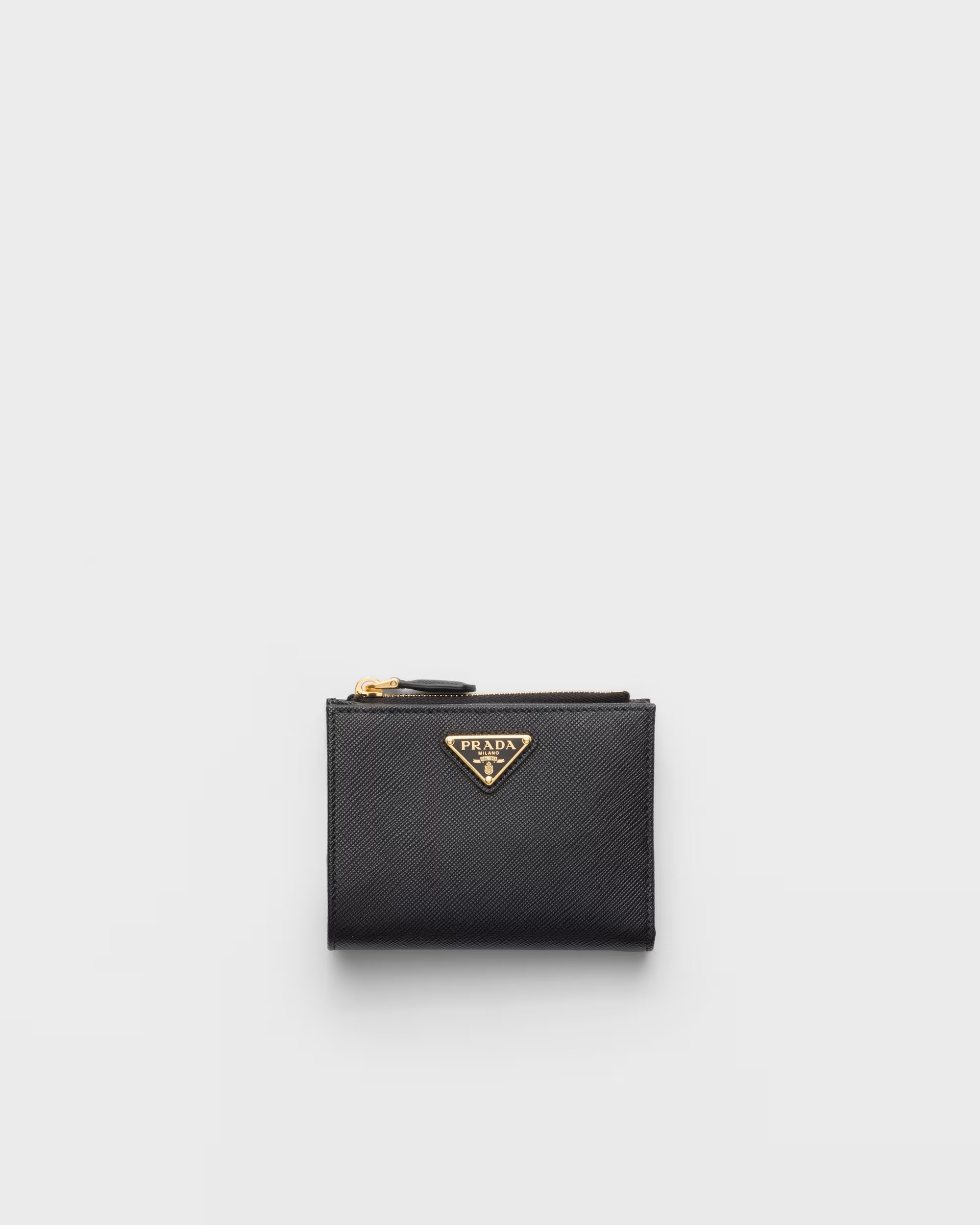 1FF0918-240 [PRADA] 小型 Saffiano 皮革銀包 黑色 #1ML050QHH (EU)
