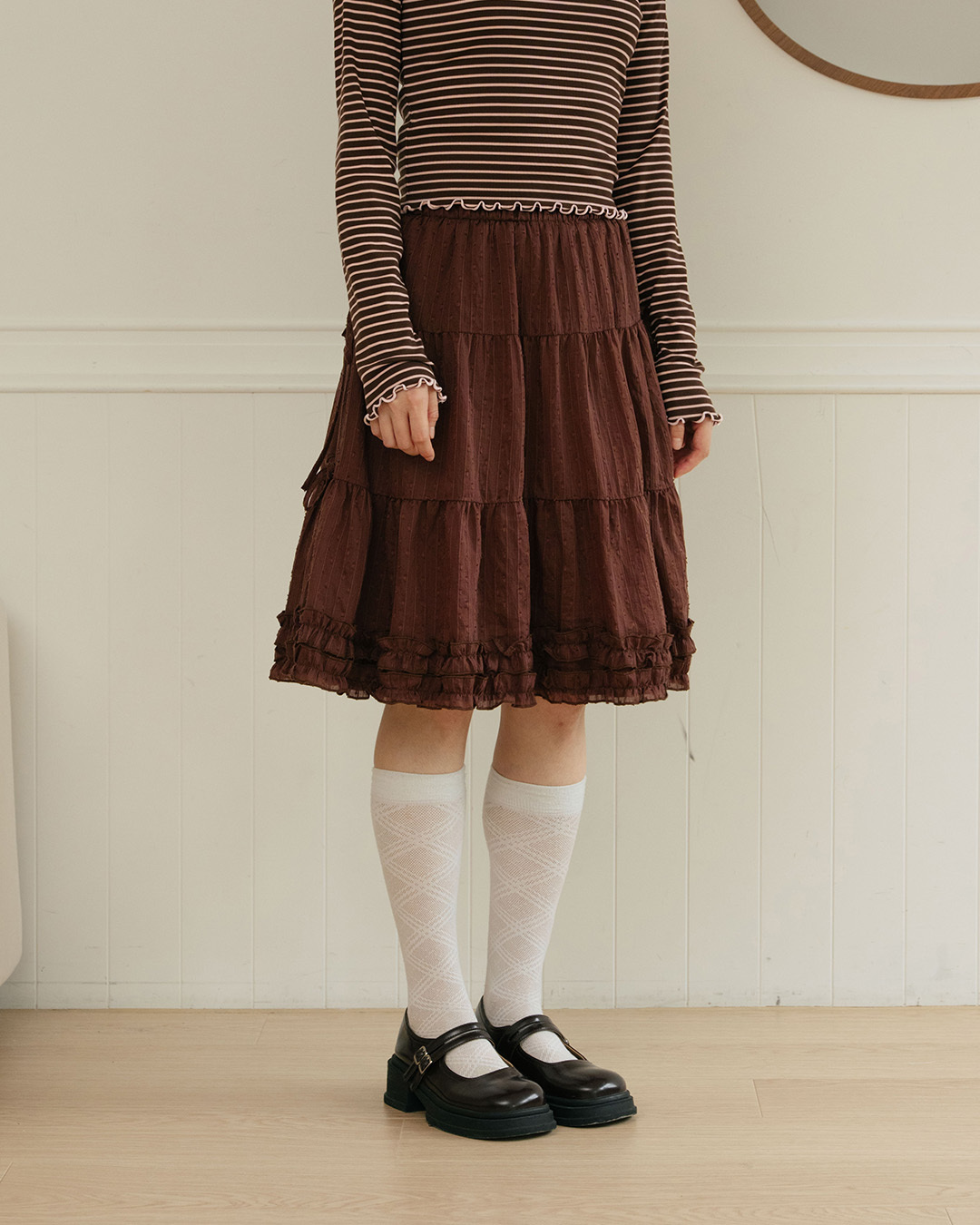 Polka dot jacquard tie-up design ruffled cake midi skirt, available in three colors【03030270】in stock+pre-order
