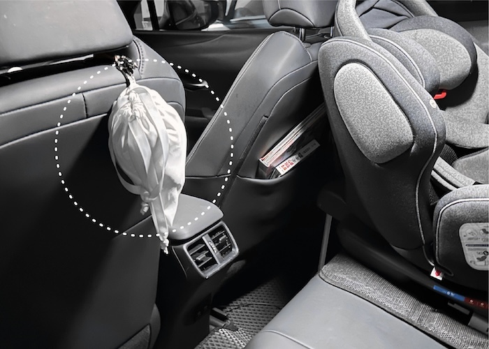 車內收納冰涼毯情境照