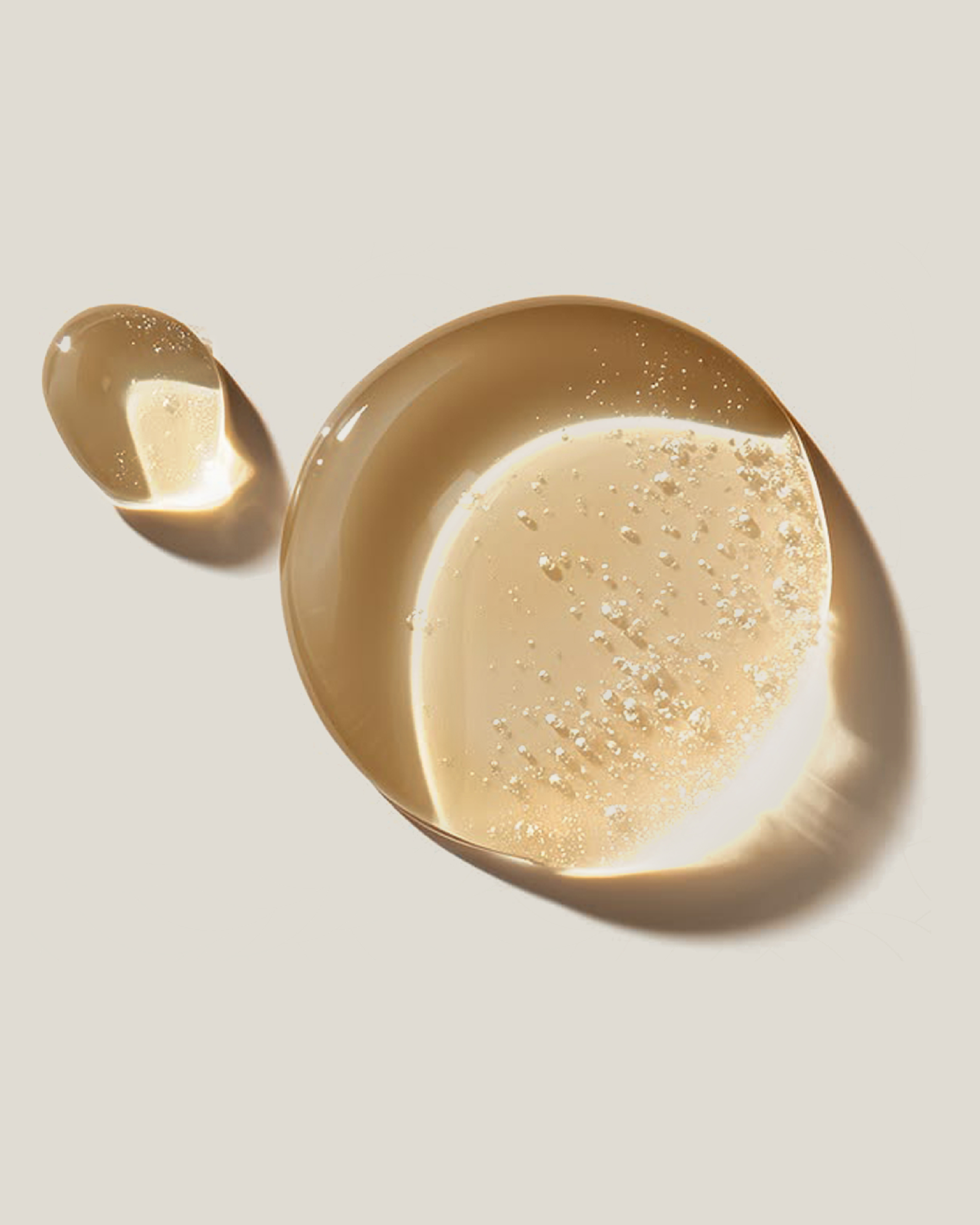 洗面乳質地特寫（去背）