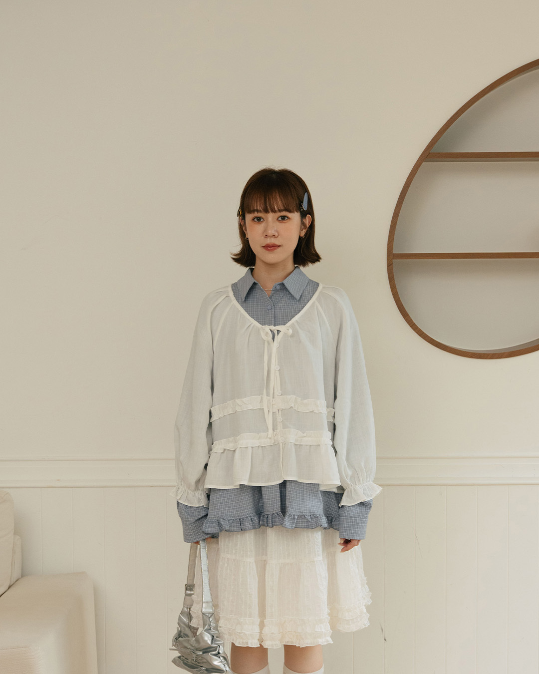 White long-sleeved top with ruffled tie and button-down design【01200145】in stock+pre-order