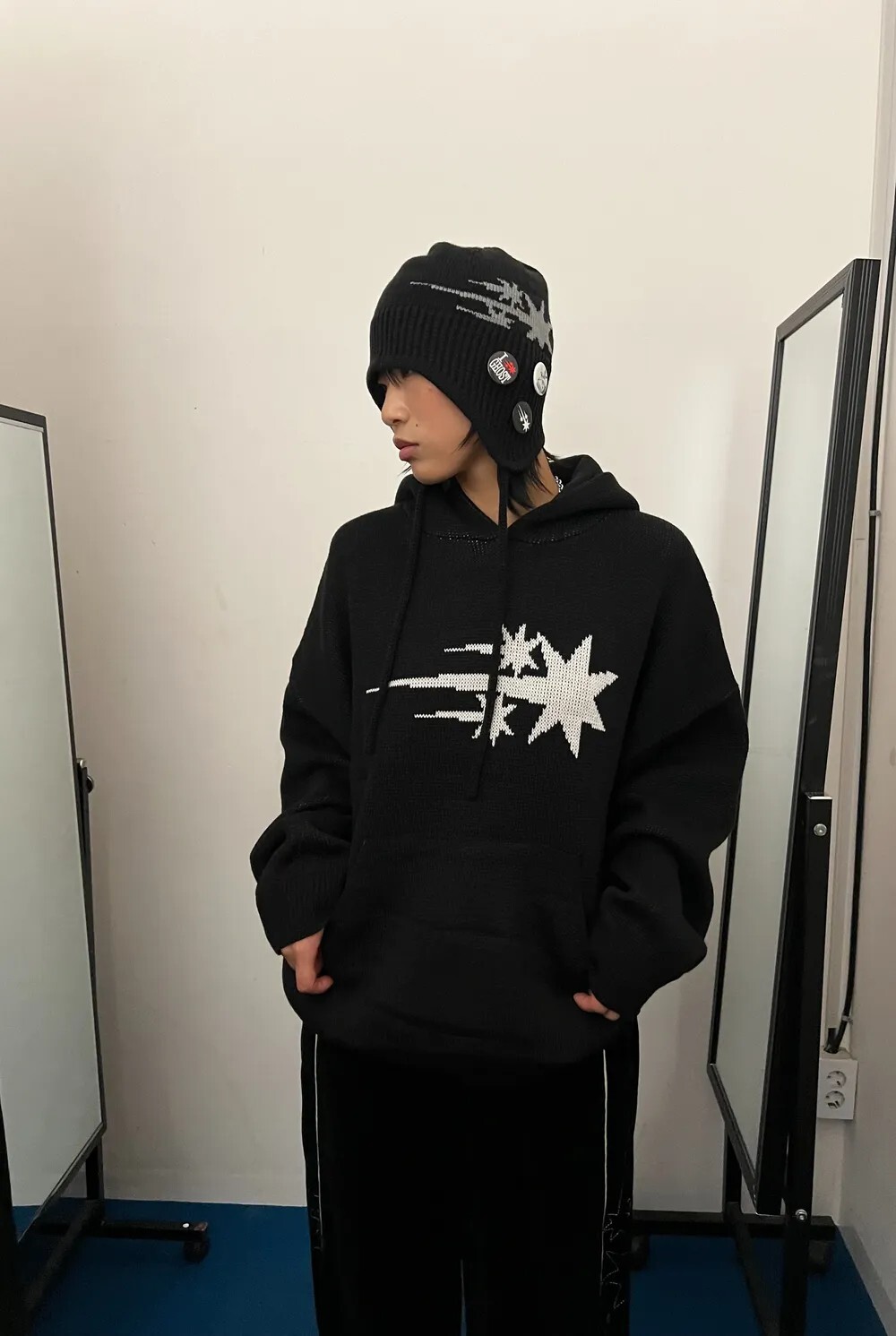 Niceghostclub 3stars logo earcap beanie