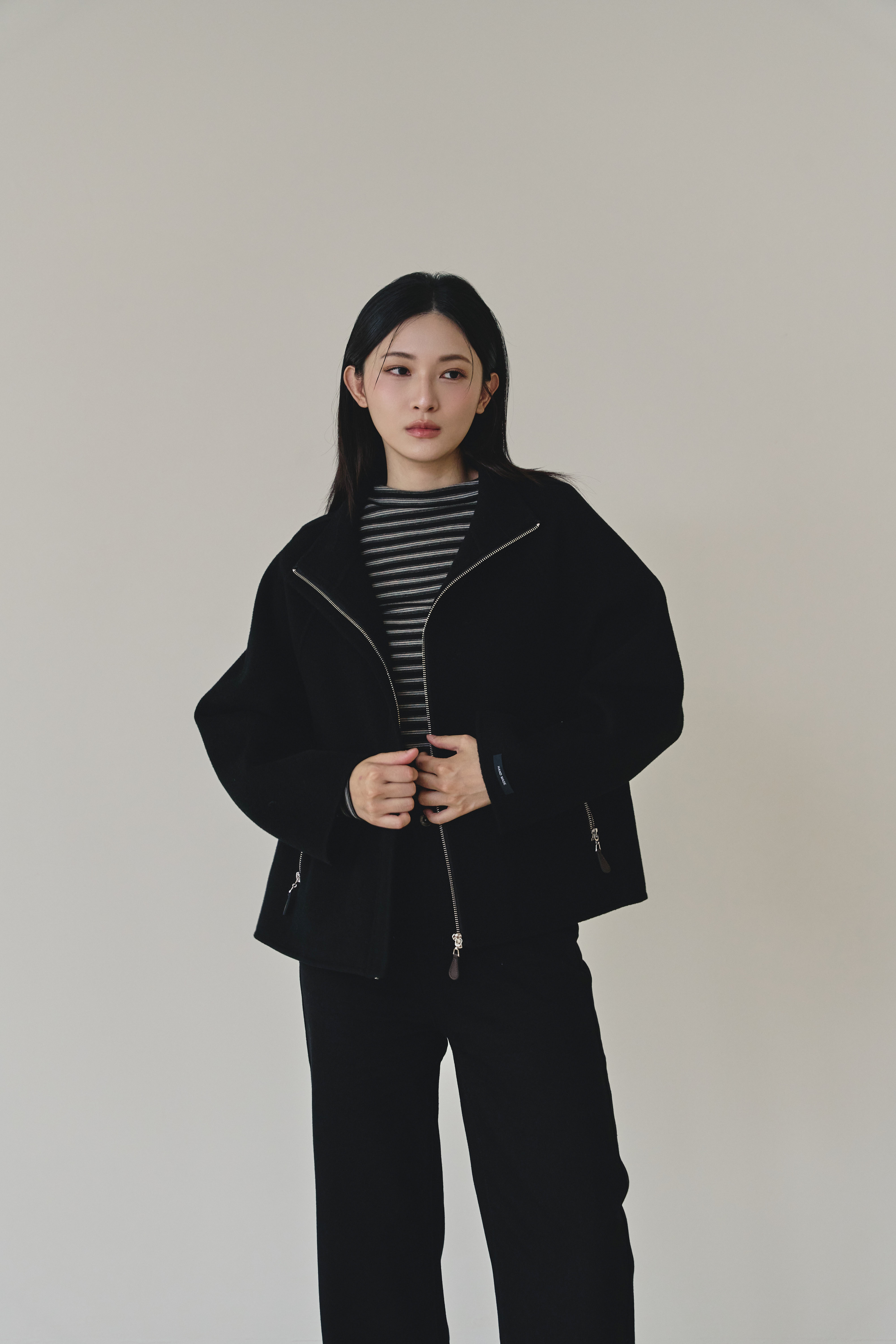 【早鳥】100% wool 拉鍊立領手工羊毛大衣-黑