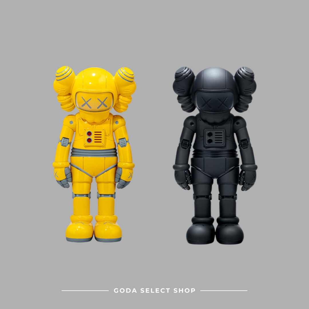 KAWS:HOLIDAY HANGZHOU - Figure (Yellow/Black) 杭州 機器人 黃色 黑色 公仔