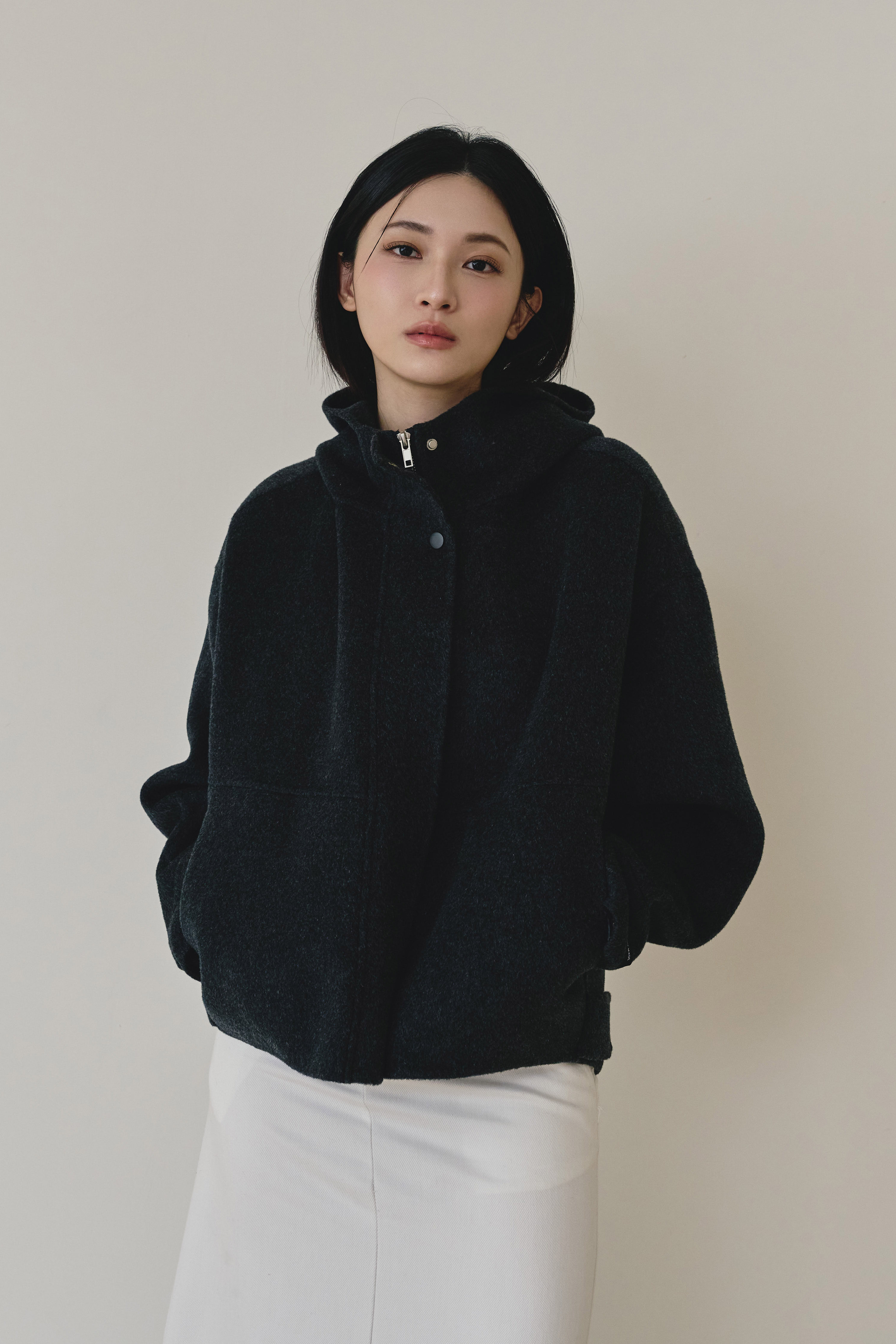 【早鳥】100% wool 立領連帽手工羊毛大衣-碳黑