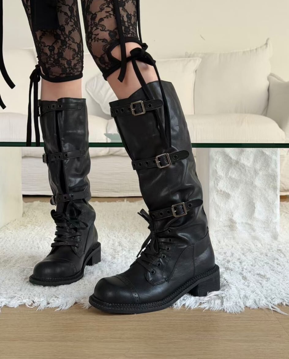 CC14 (#8362)  長BOOTS 足碼   SIZE:225~250  PU 料 4.5CM   $629