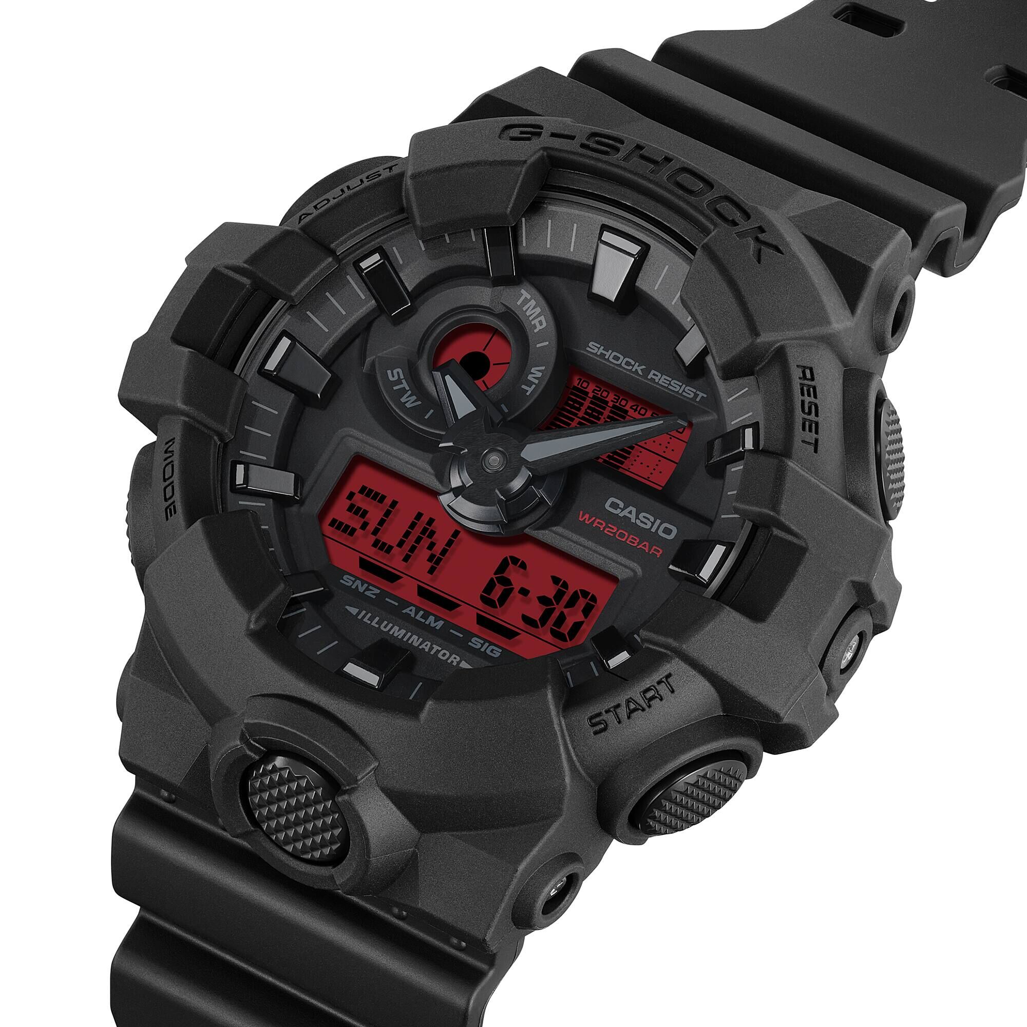 萬年鐘錶 - G-SHOCK  黑紅配色防震雙顯電子錶 GA-700BBR-1 錶徑 : 53.4mm
