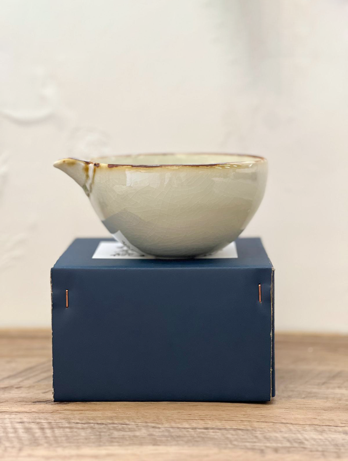 手工陶器 片口抹茶碗 墨貫入｜美濃燒
