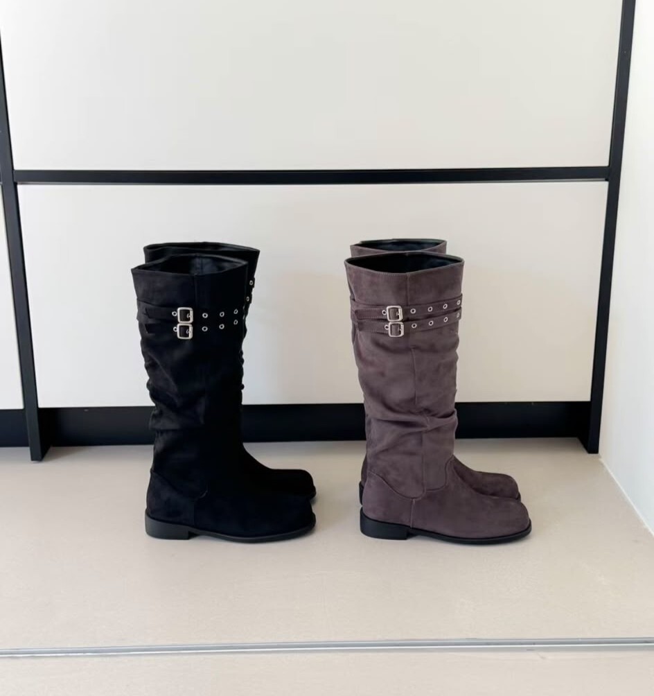 CC23 (#2438) SIZE:225~250   3CM 高 $639