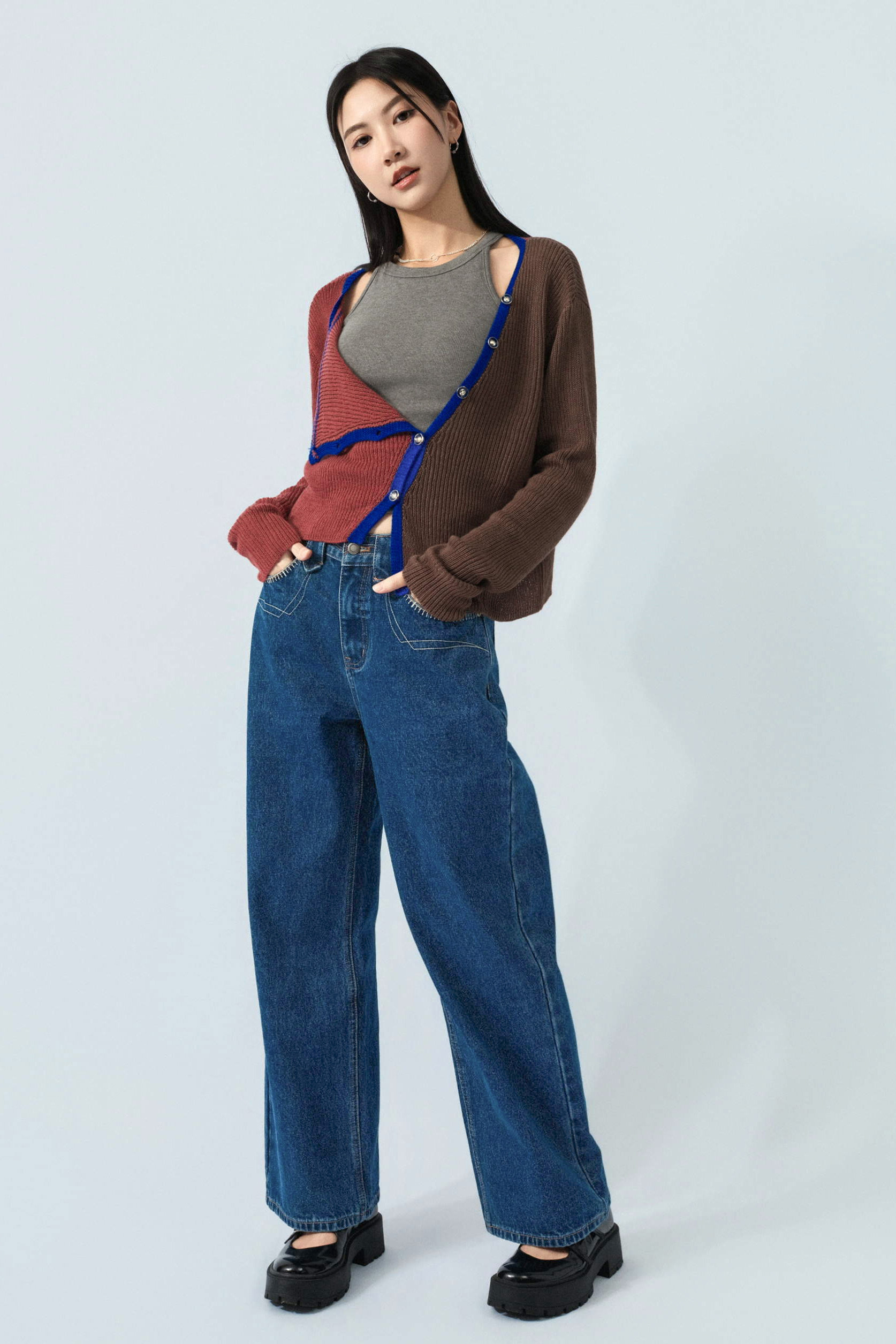 FW26_0037（外套＋Bra Top＋牛仔褲）