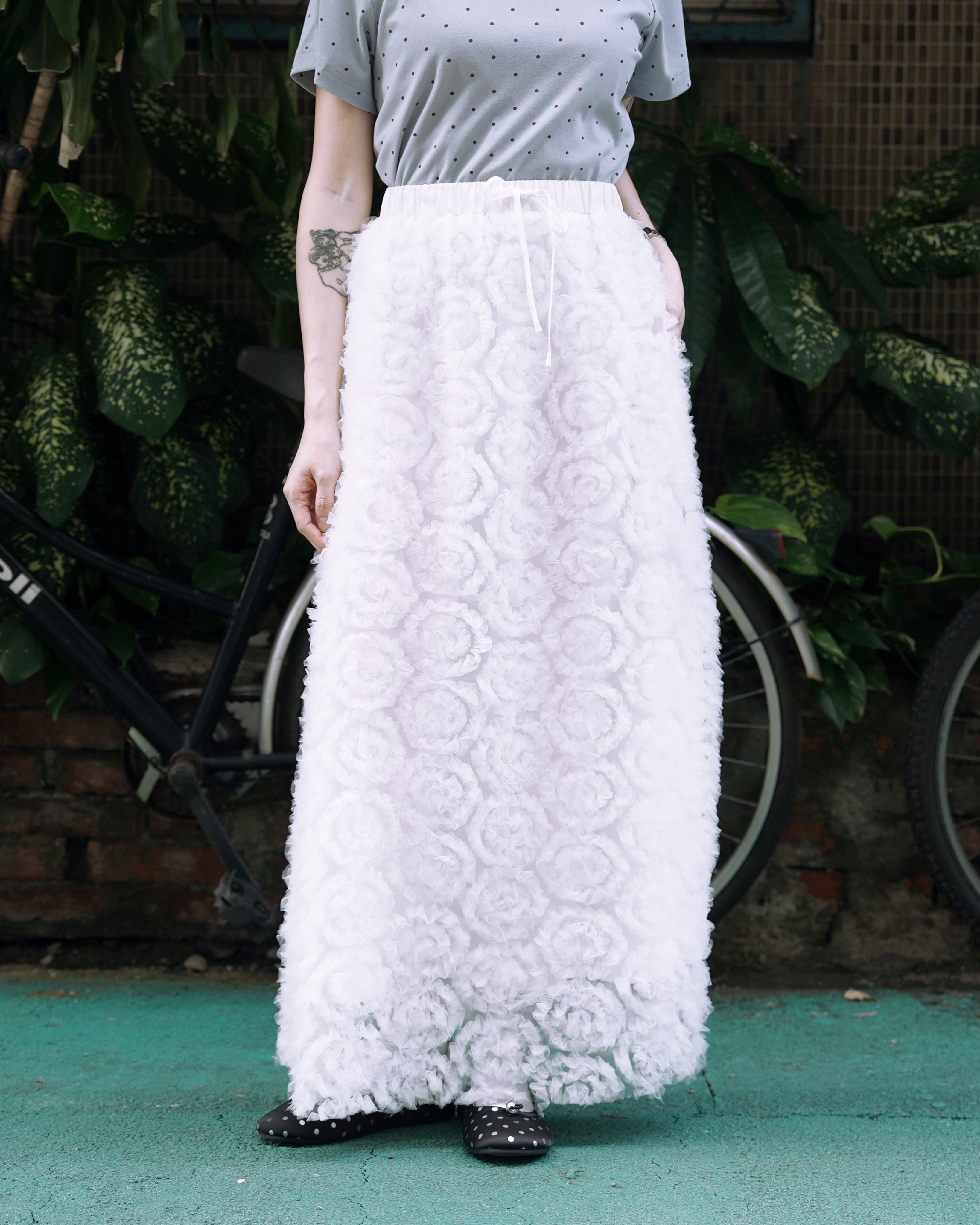 【 Kiki.co made 】Bloom by Bloom Mesh Skirt - Ivory