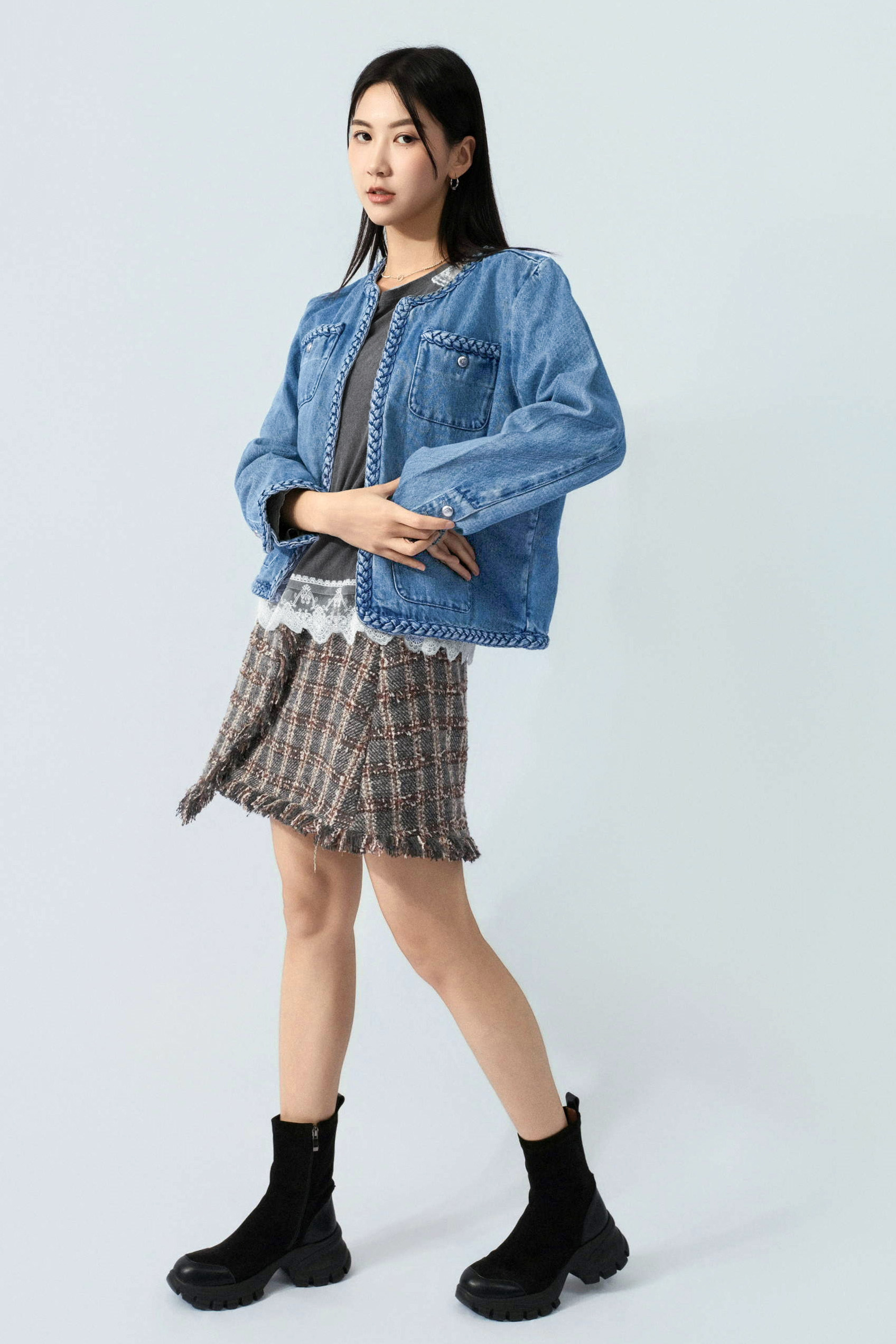 FW26_0043（外套＋上衣＋半截裙）