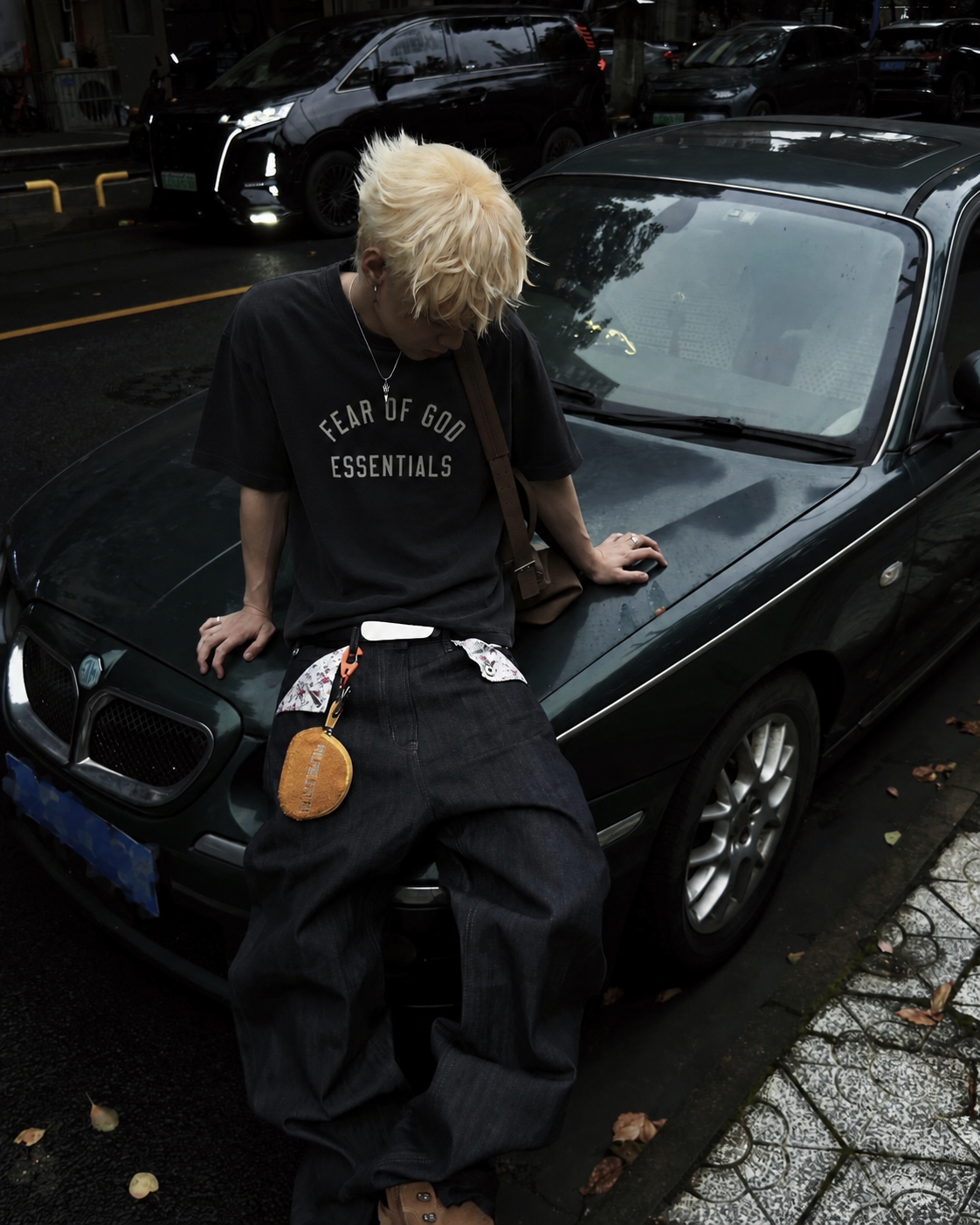 <現貨> Fear of God Essentials FW25 環字 大字 字母 鐵黑色 全黑 短T