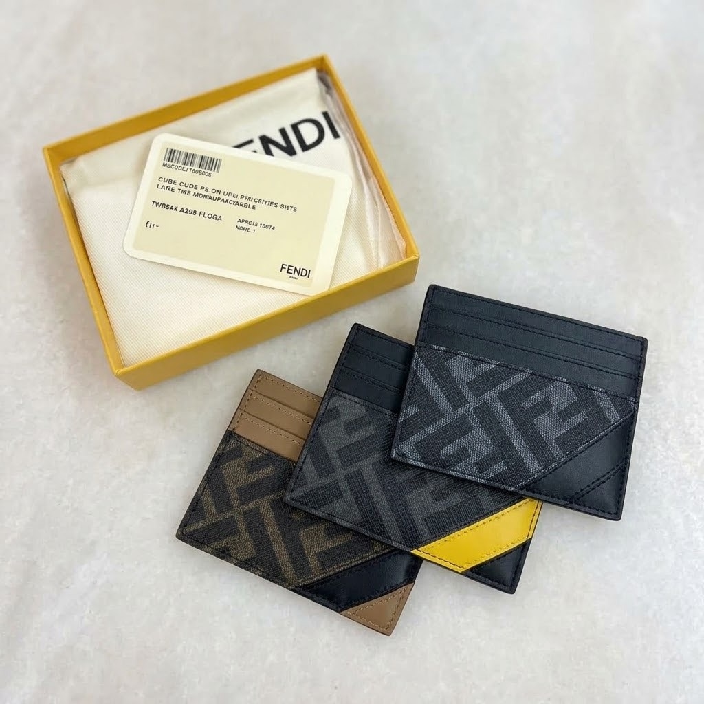 Fendi Diagonal 卡套