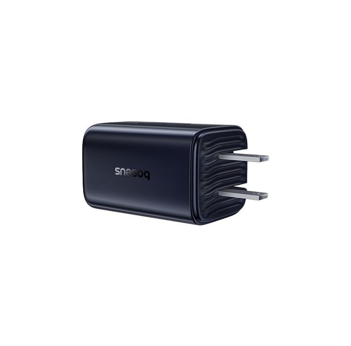 AE11 67W 多孔快充充電器