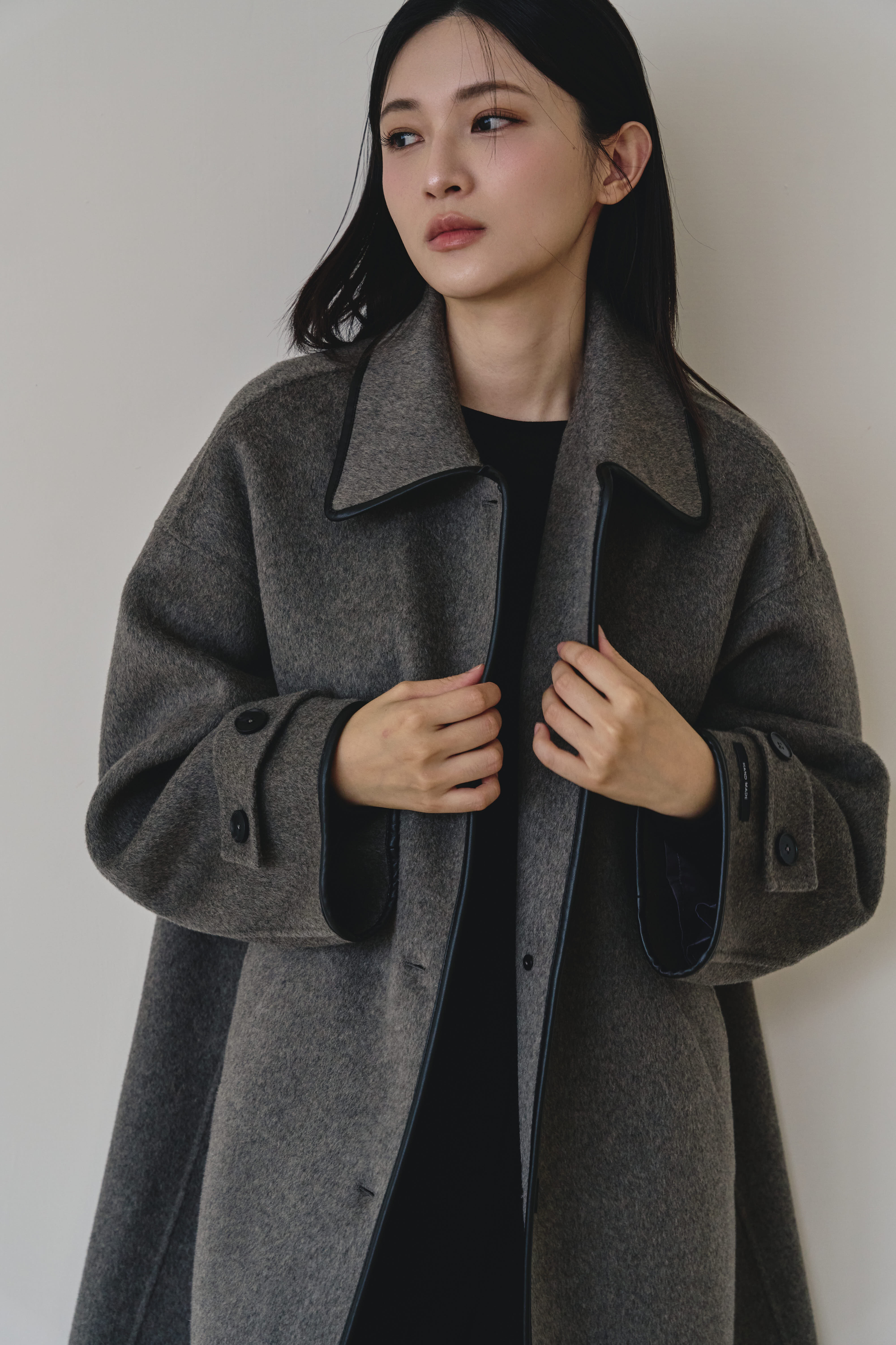 【早鳥】100% wool 皮革滾邊長版手工羊毛大衣-深灰
