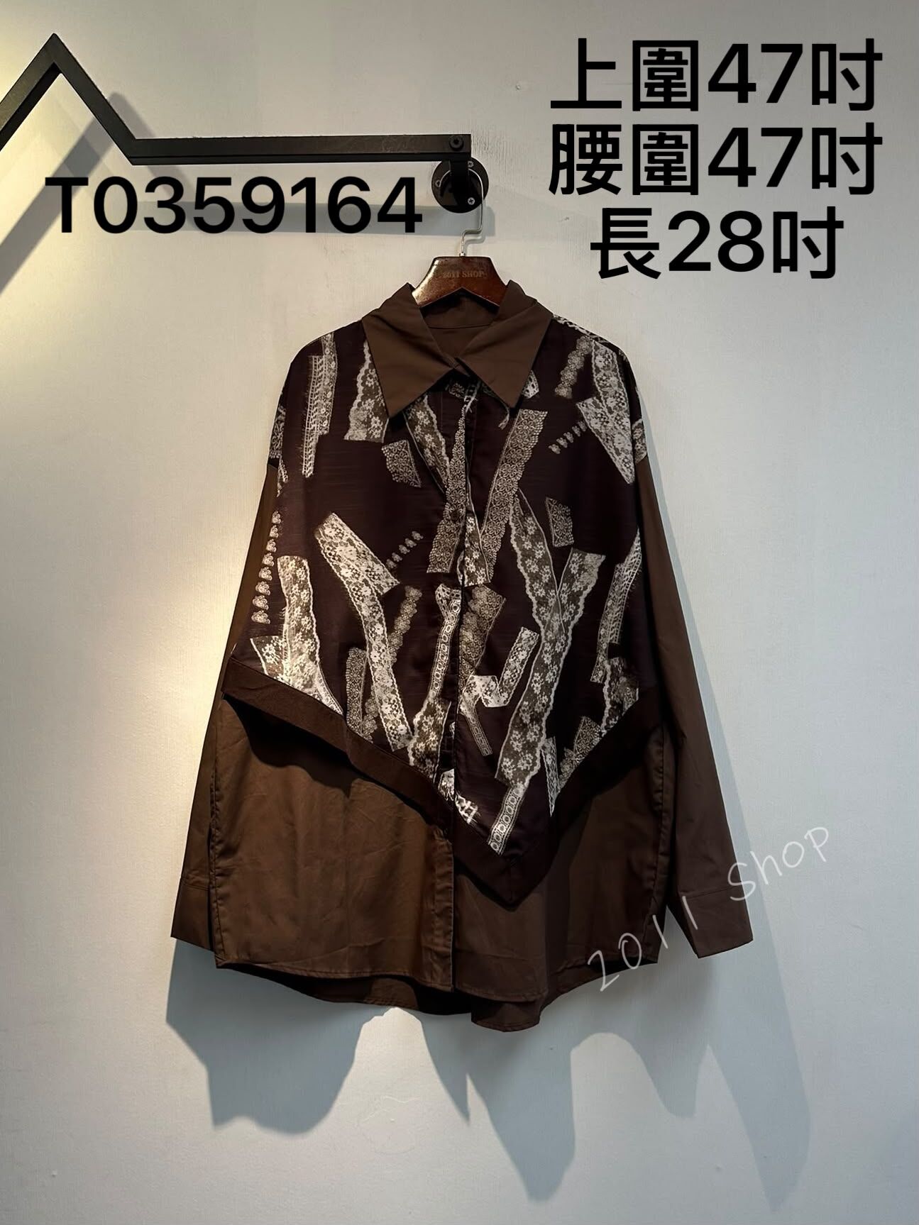 假披肩蕾絲印花寬鬆恤衫  上圍47吋 腰圍47吋 長28吋  T0359164