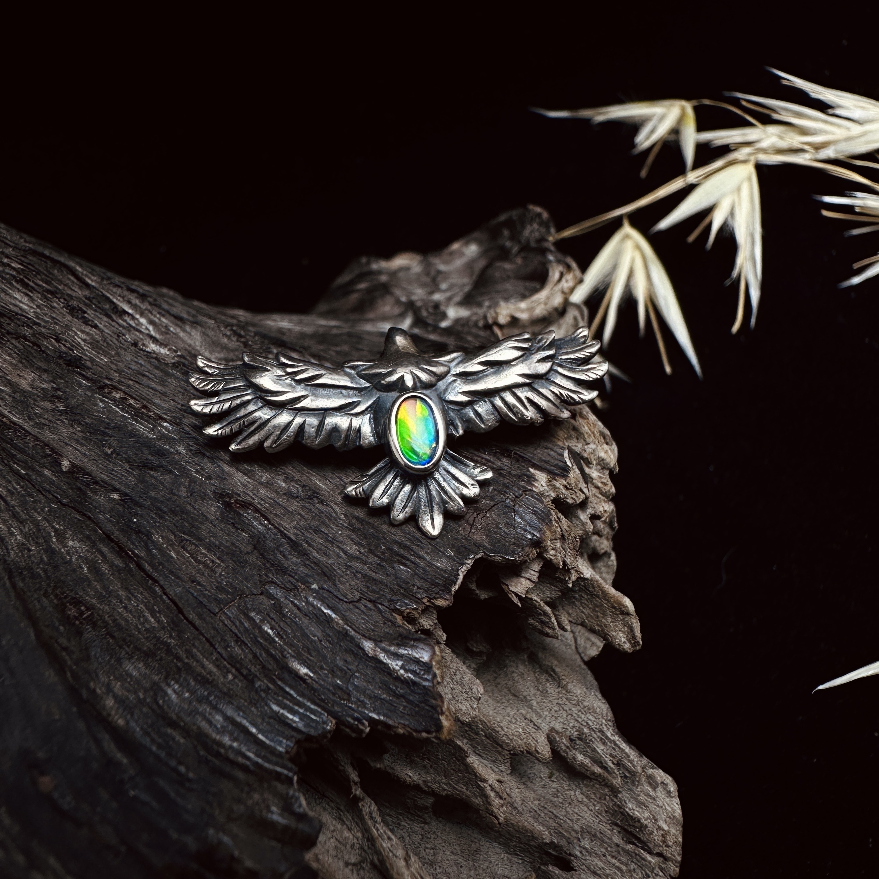 Black Venom Jewelry- Freedom & Prayer 3cm Head Eagle with Australian Opal