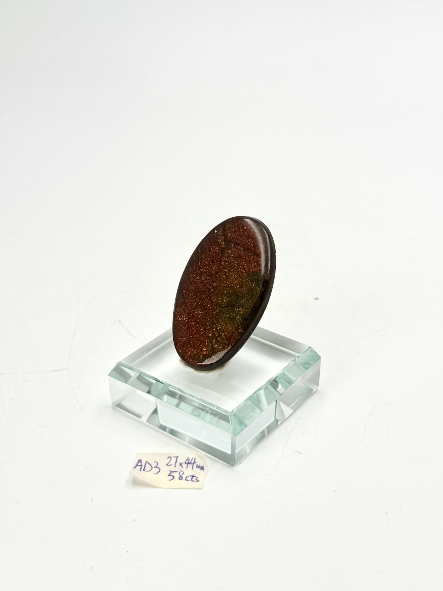 ET019 AD3 麒麟紋石 58cts 27*44mm