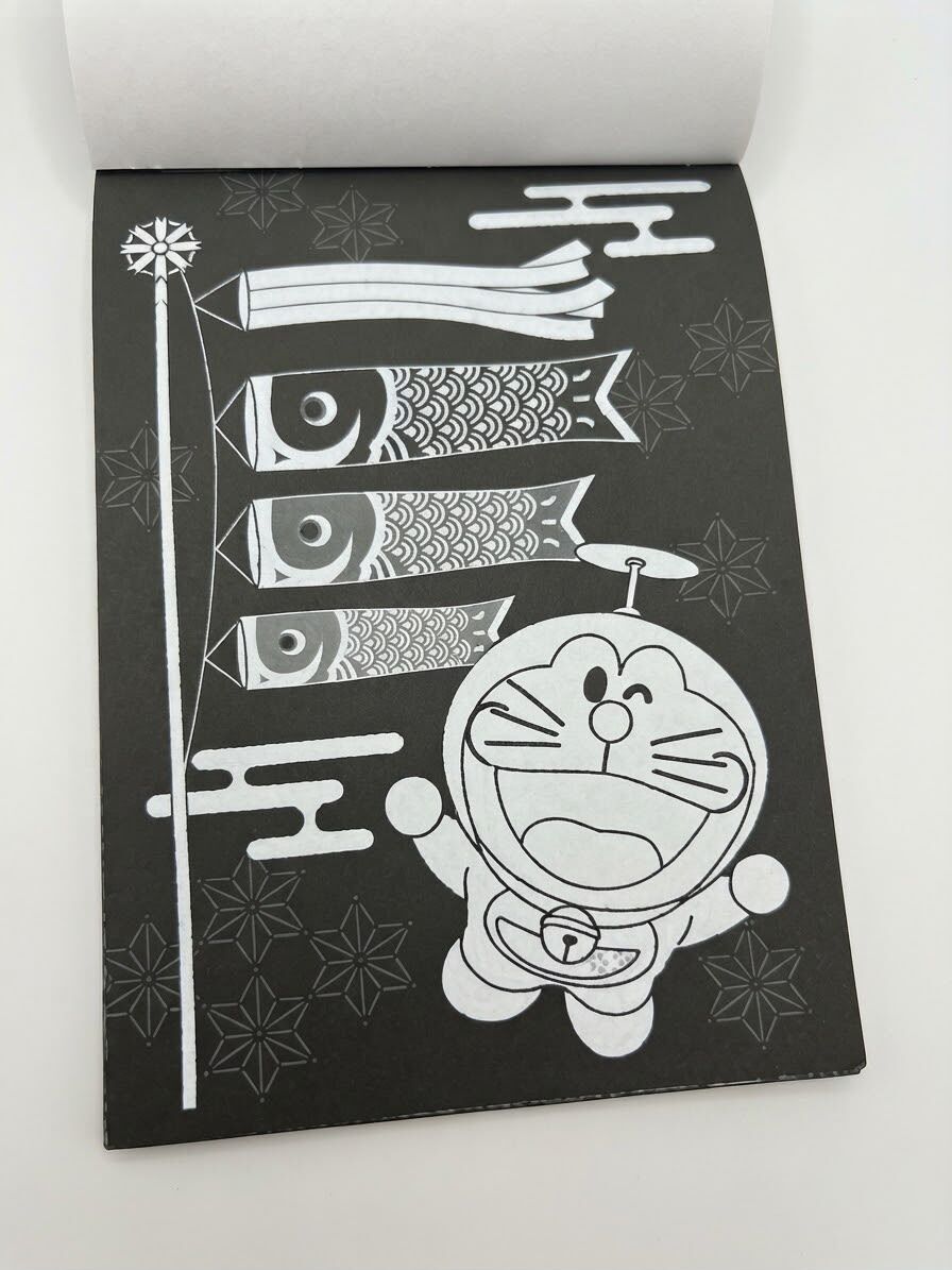 日本直送 | Doraemon 多啦A夢 夢幻黑紙藝術創意繪本