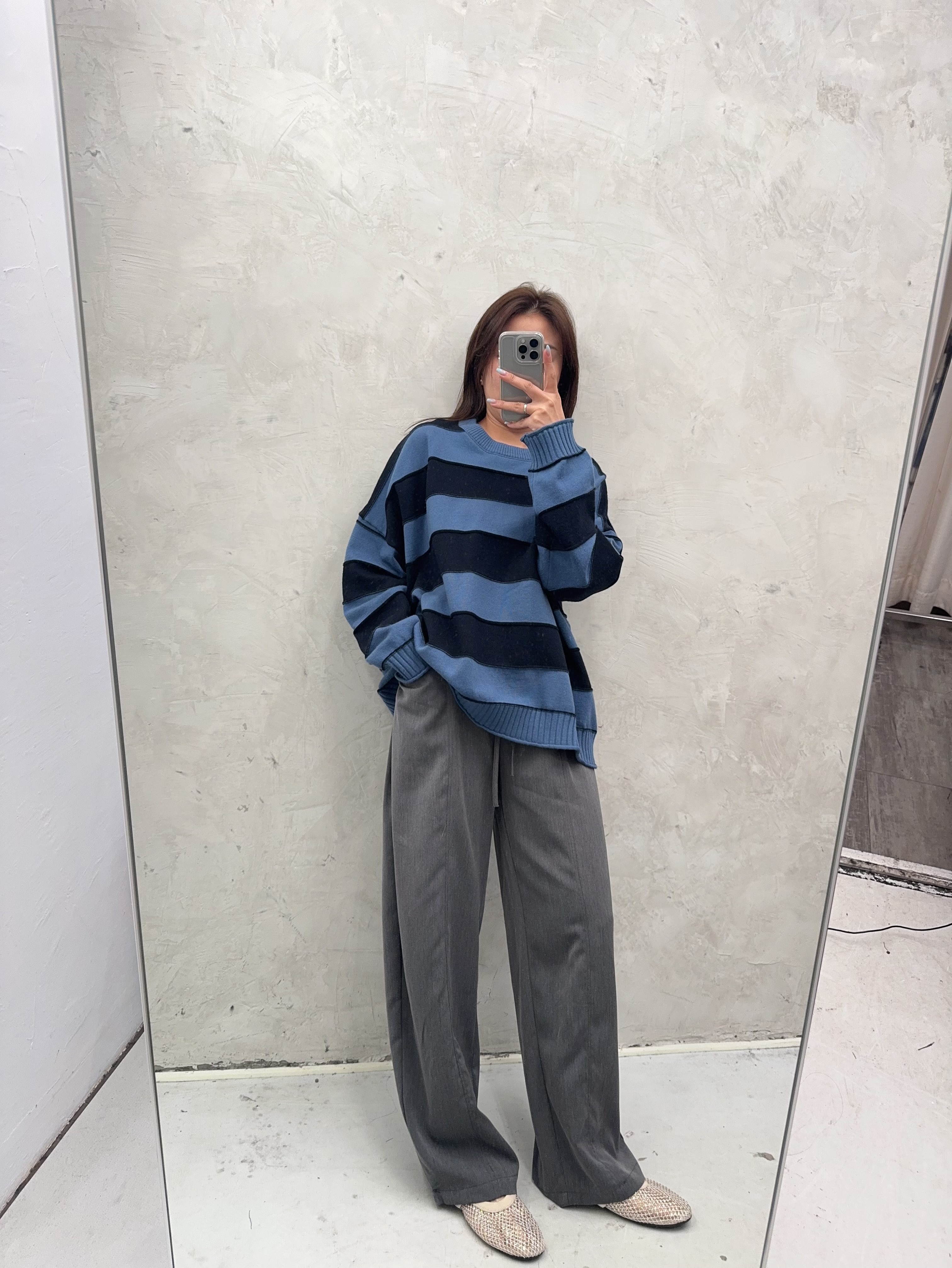 F26