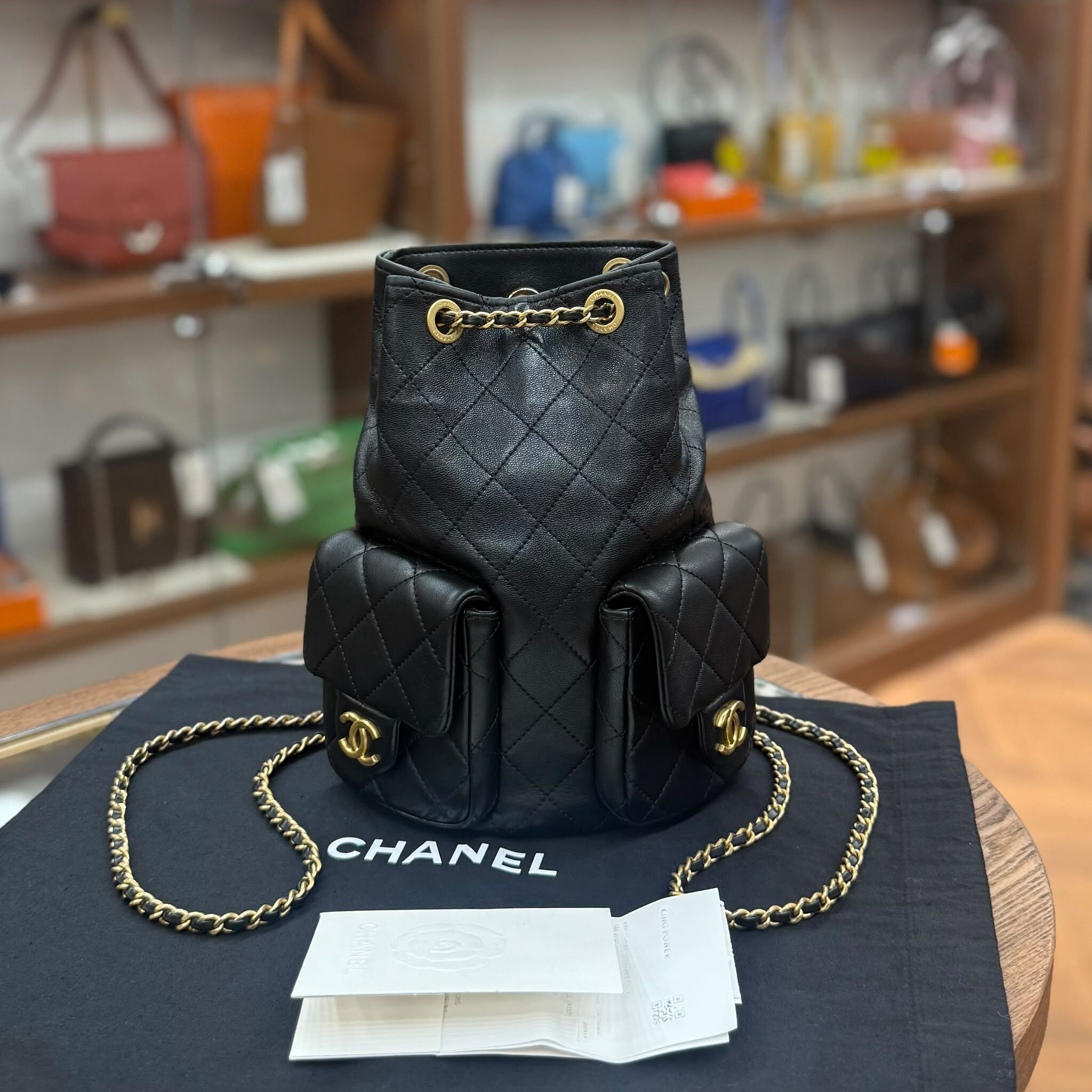 95%NEW USED CHANEL BACKPACK 黑色羊皮復古金扣 LAMSKIN #香奈兒背包