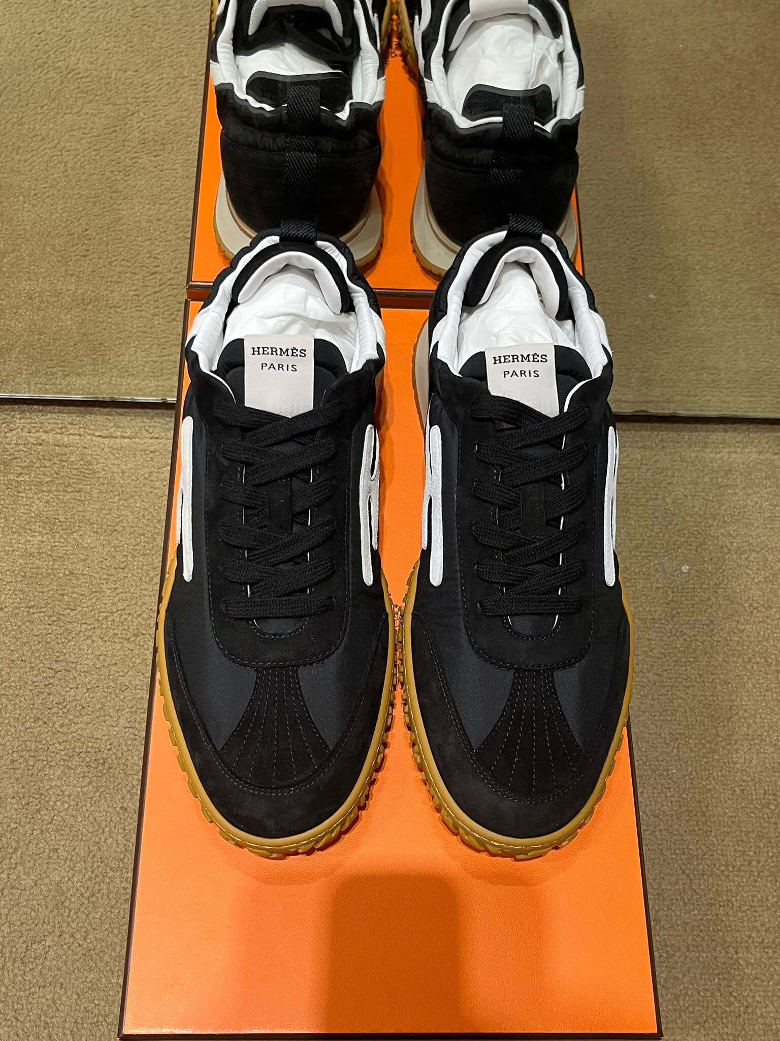 Jet sneaker noir/blanc (可預訂Size)