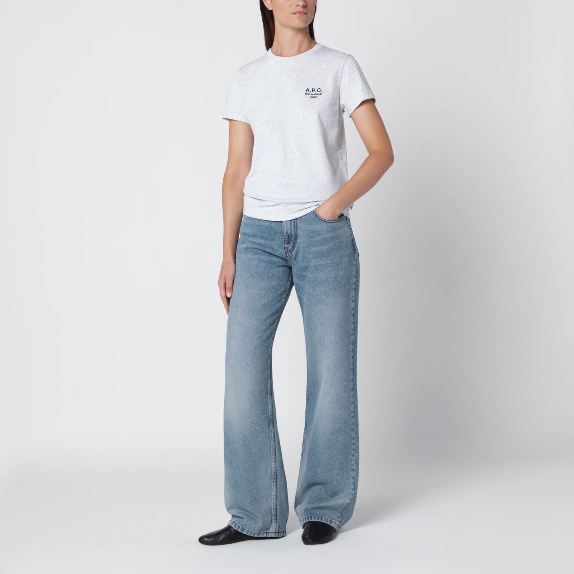 1FF0918-053 [A.P.C.] 標誌刺繡棉質 T 恤 麻灰色／黑色 #COHBU-F26610CO (EU)