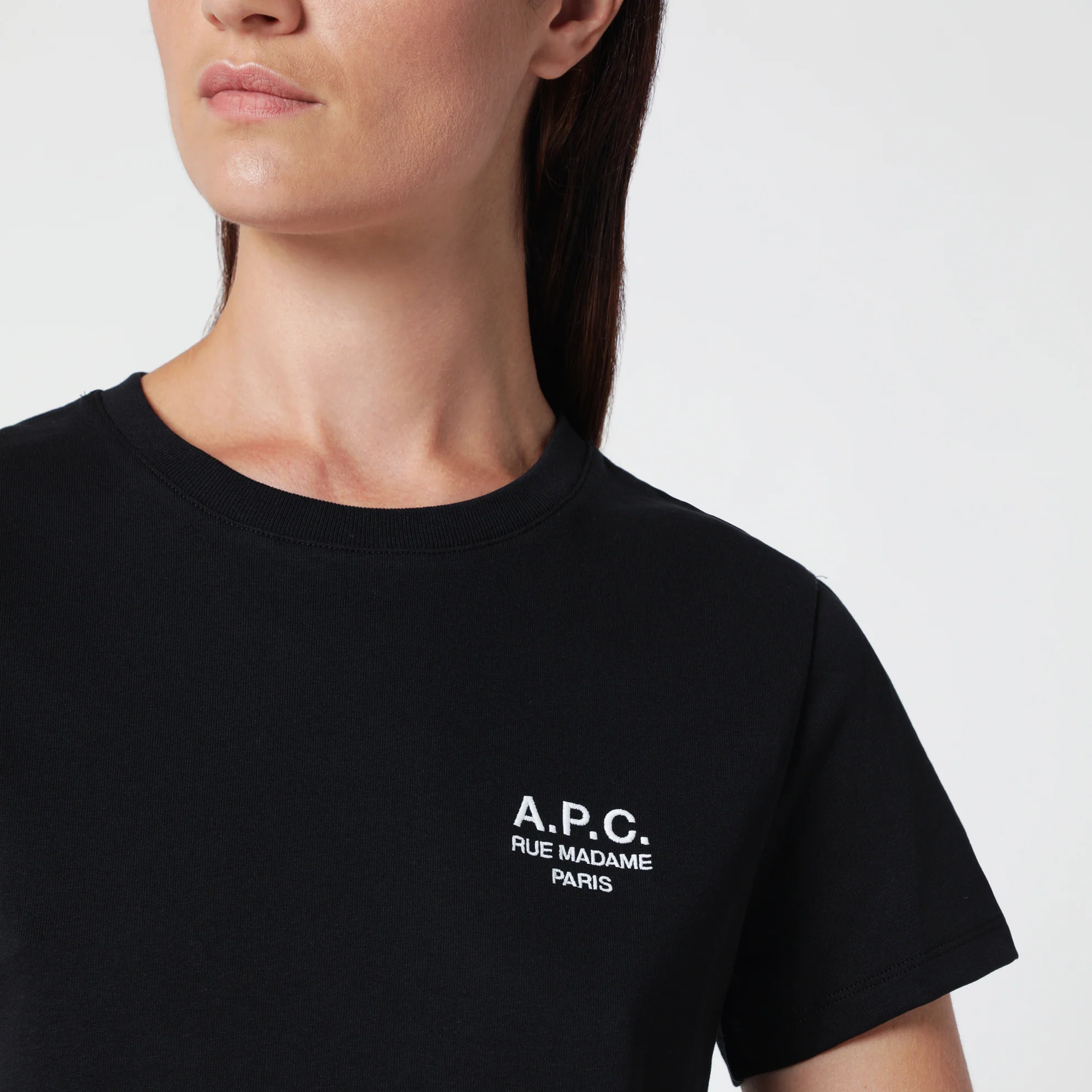 1FF0918-054 [A.P.C.] 標誌刺繡棉質 T 恤 黑色／白色 #COHBU-F26610CO (EU)