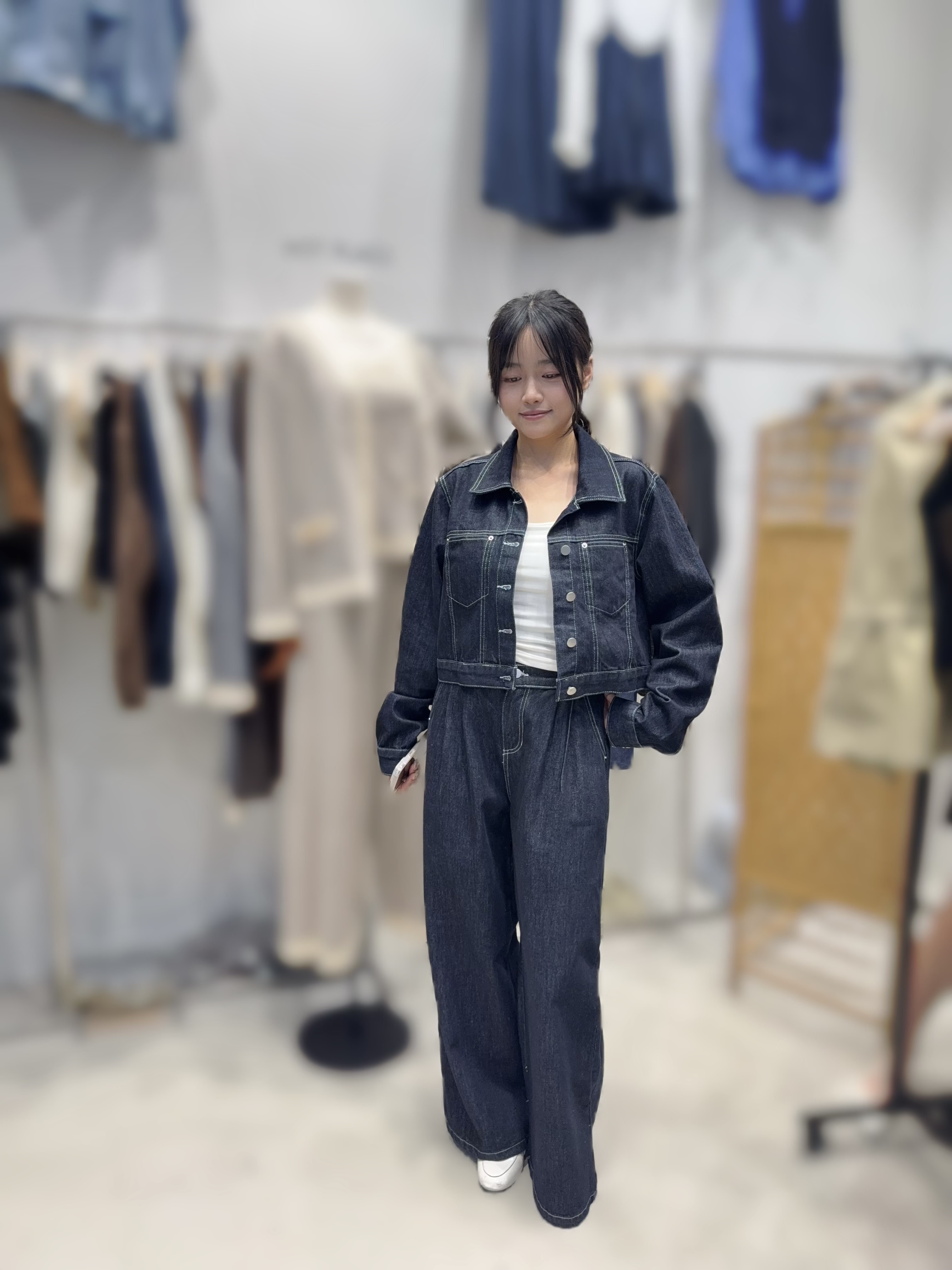 HP30   (1 SET 2 件 ) 牛仔 上衣:胸39 長19 / 下身  褲  :腰28-35 HIP45 長40 $629