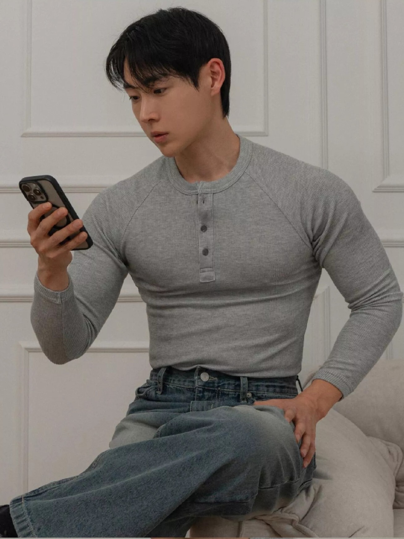 Slim-fit ribbed long-sleeve Henley T-shirt
