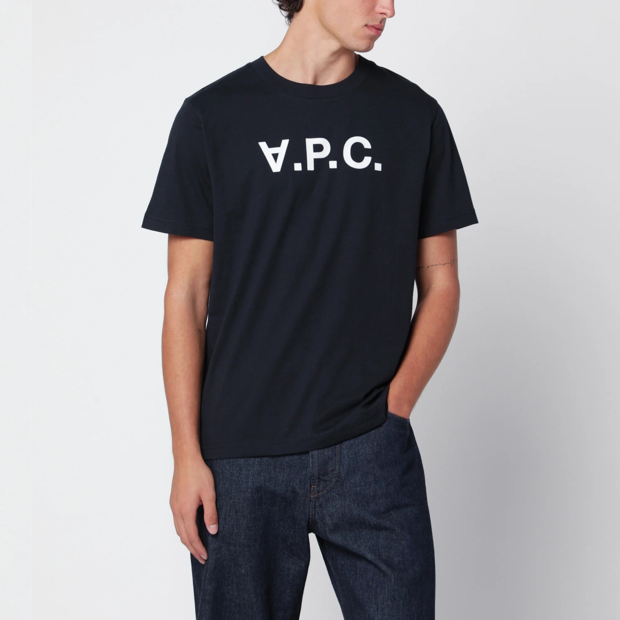 1FF0918-077 [A.P.C.] Grand VPC 標準版 T 恤 深海軍藍／米白色 #COHBM-M26384UCO (EU)