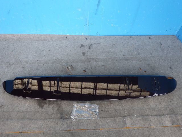 [二手] 正廠 Spade 尾翼 3R9 紫色