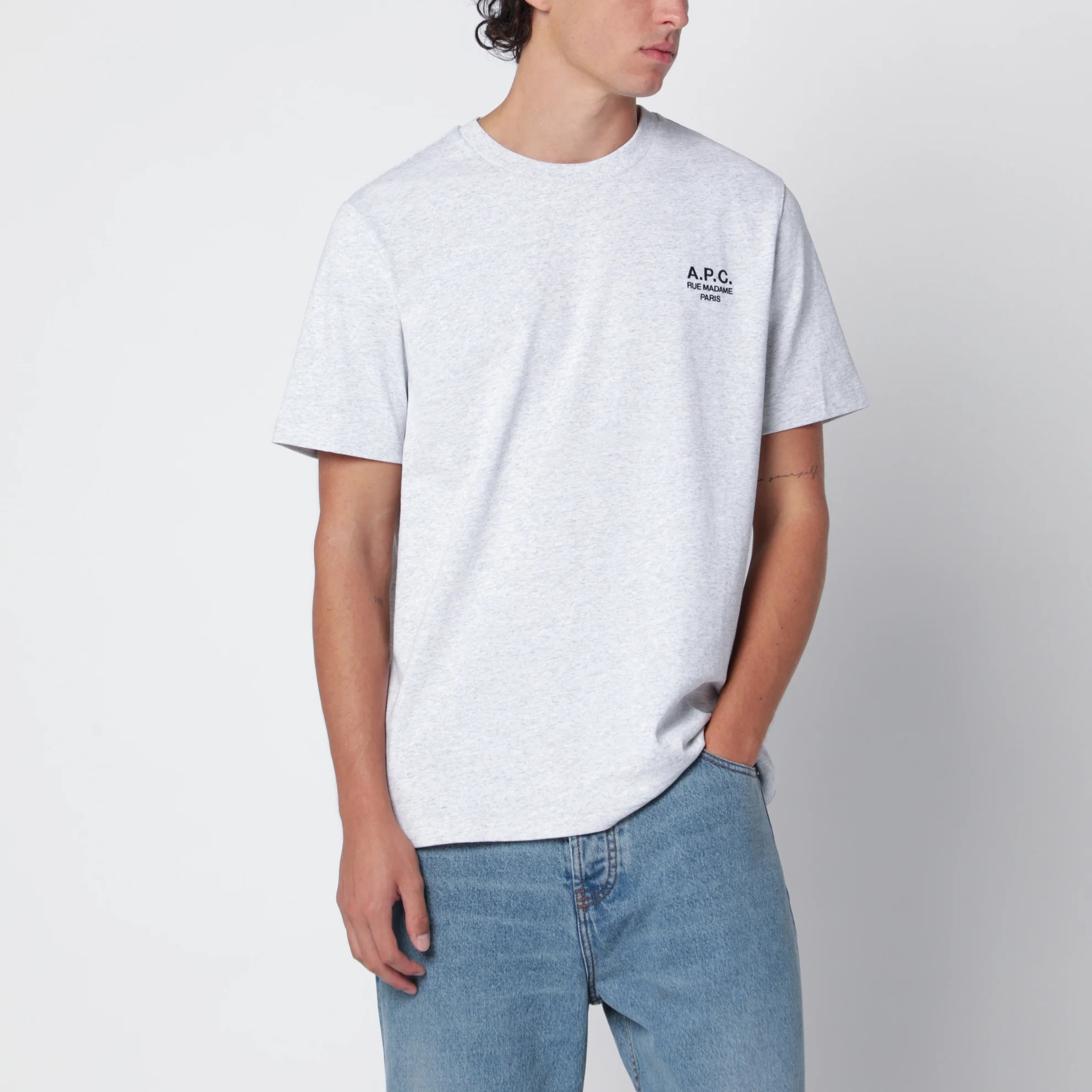 1FF0918-087 [A.P.C.] Rue Madame 標準版 T 恤 麻灰色／黑色 #COHBU-M26388UCO (EU)