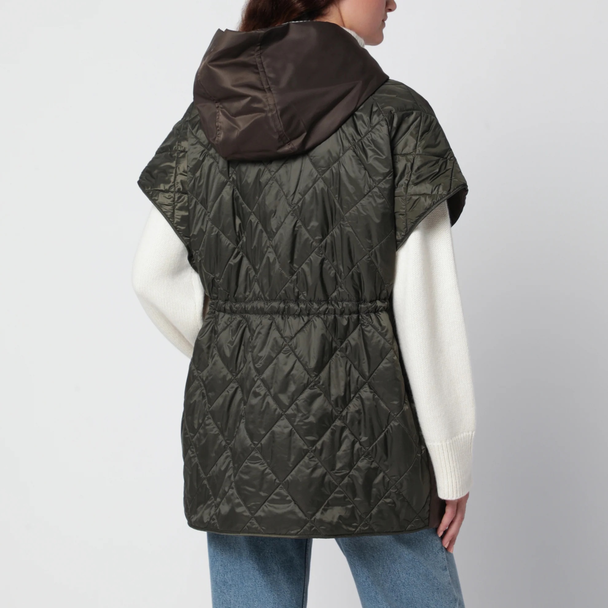 1FF0918-111 [MAX MARA WEEKEND] 防潑水斜紋布鋪棉背心 泥啡色 #WKDORIGANONY (EU)
