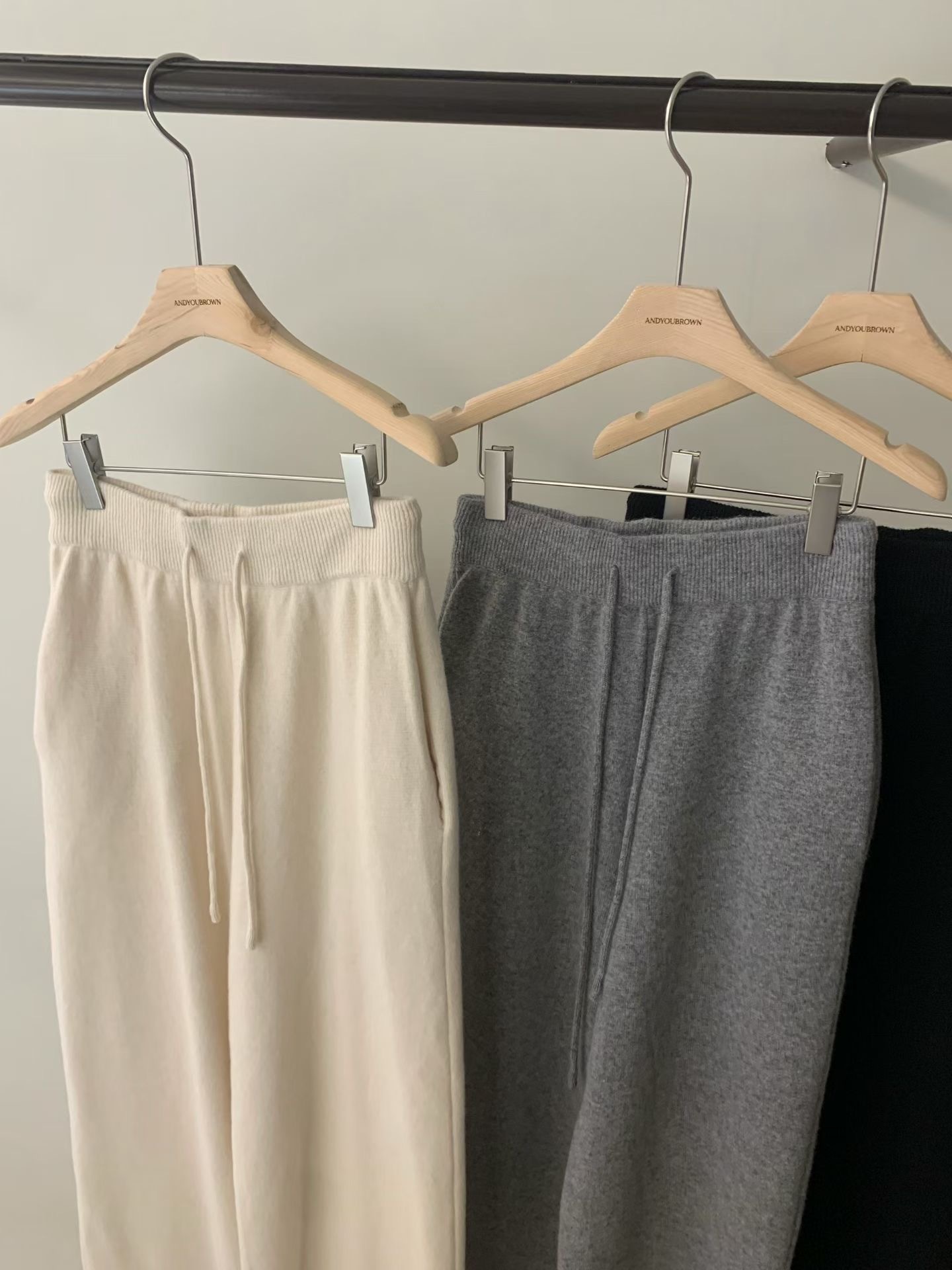 AB26118 Merino Knit PT