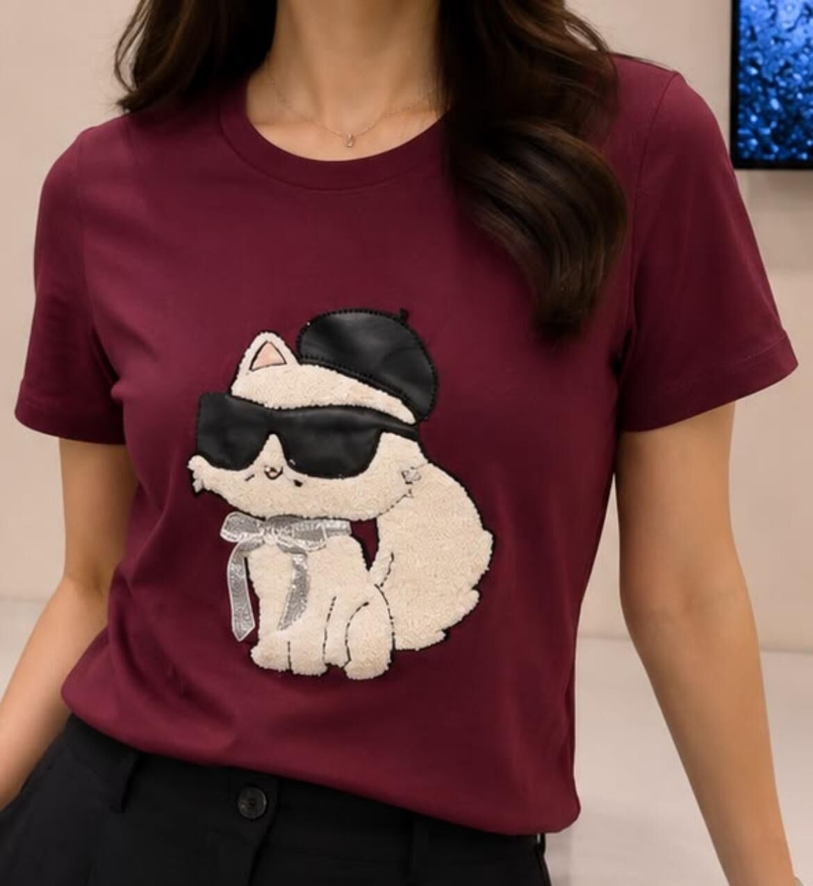 Karl Lagerfeld 女裝新款毛毛貓 Tee (酒紅) KL13