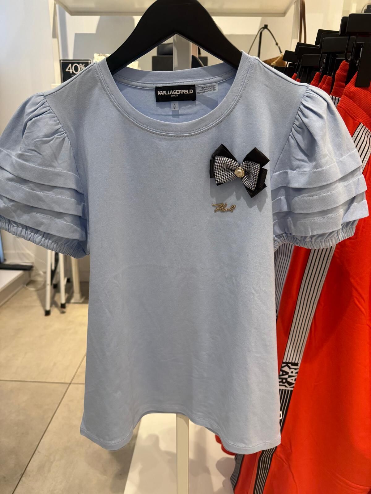 Karl Lagerfeld 女裝公主袖襟花 Tee (藍) KL19