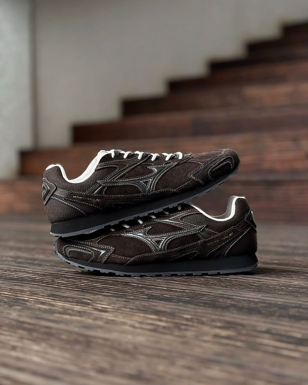 [預訂] MIZUNO LG60S2K | 黑松露