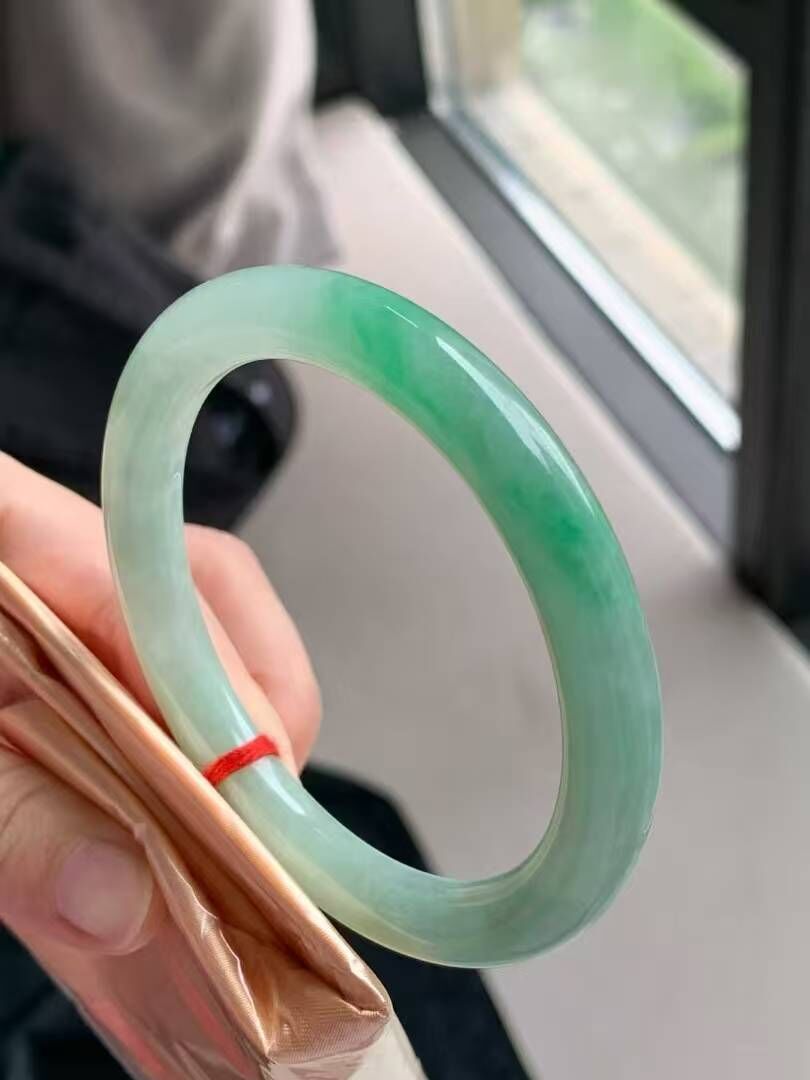 翡翠圓條手鐲,天然翡翠A玉, 緬甸玉, Jade, Jadeite